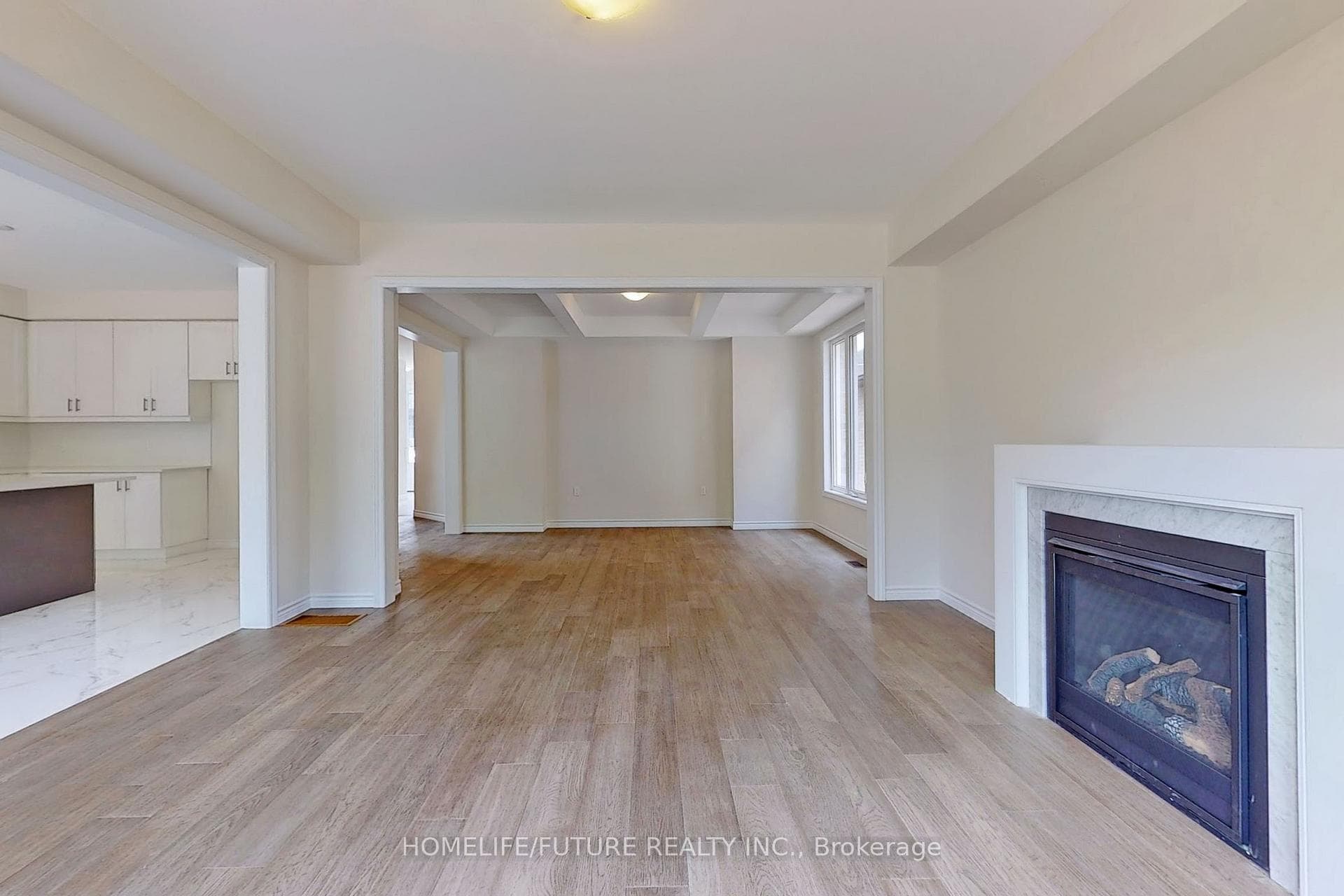 618 Lemay Grove photo 10