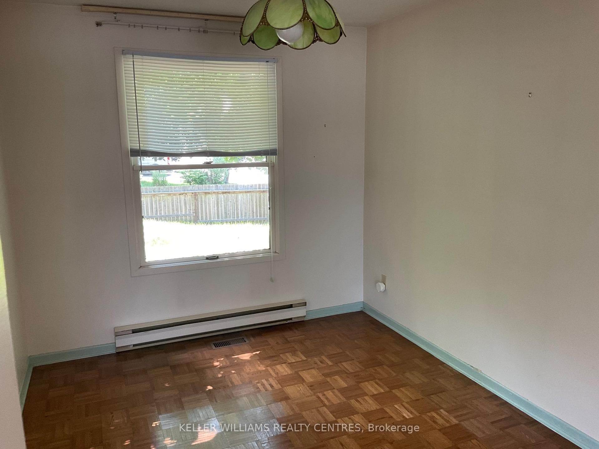 289 Waratah Avenue photo 8