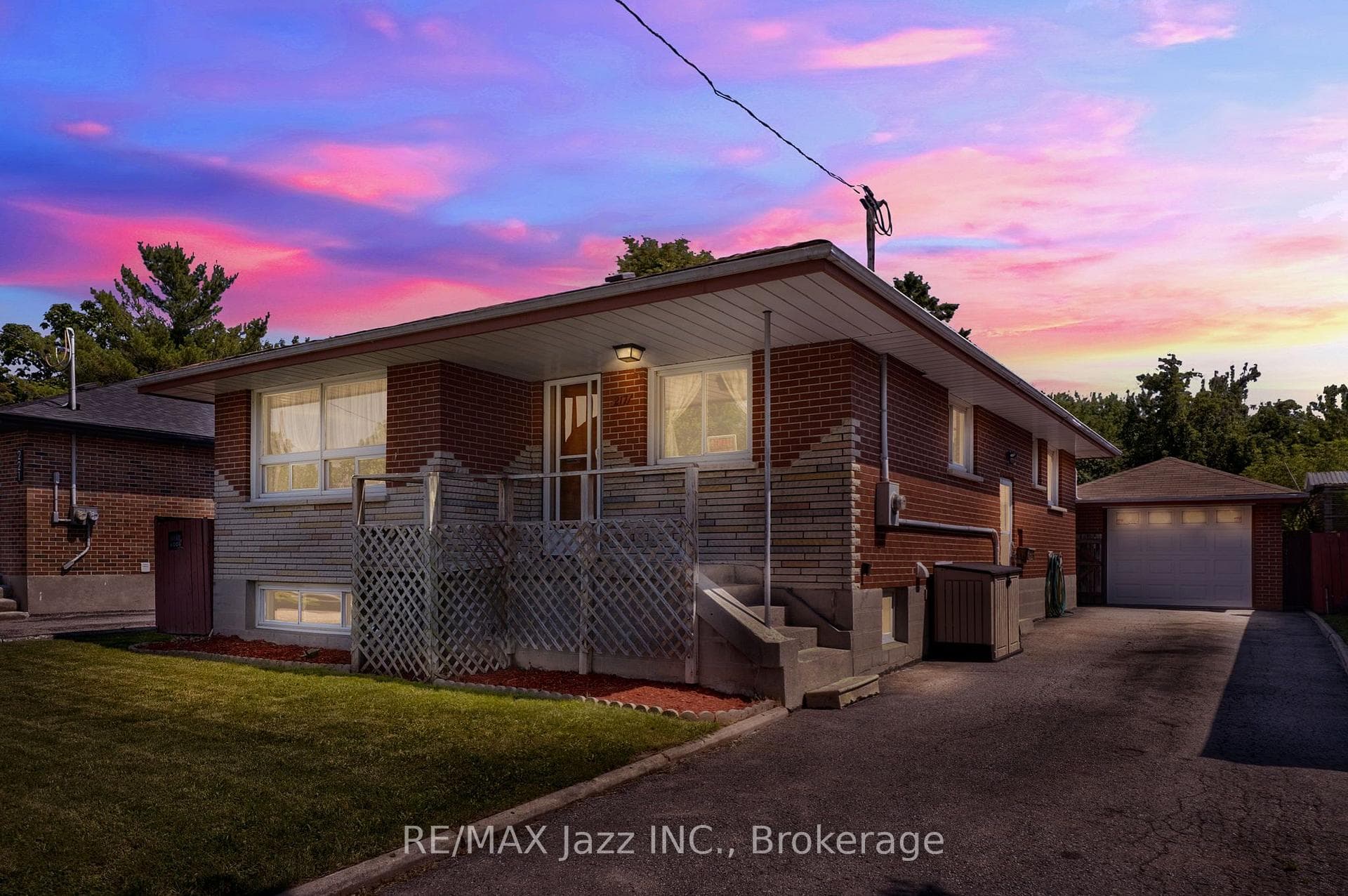 217 Annis Street photo 1