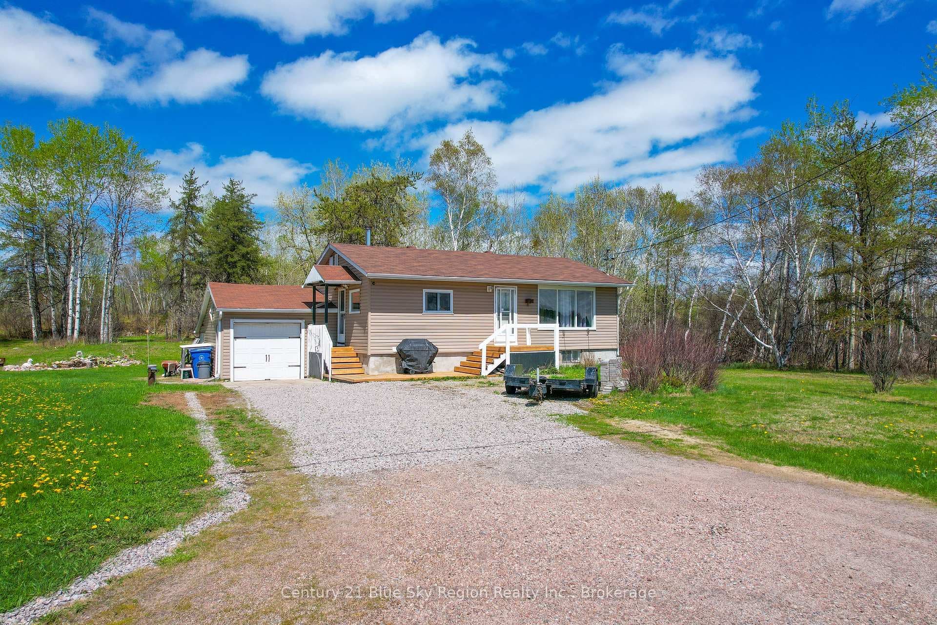 1742 Highway 17 N/A photo 4