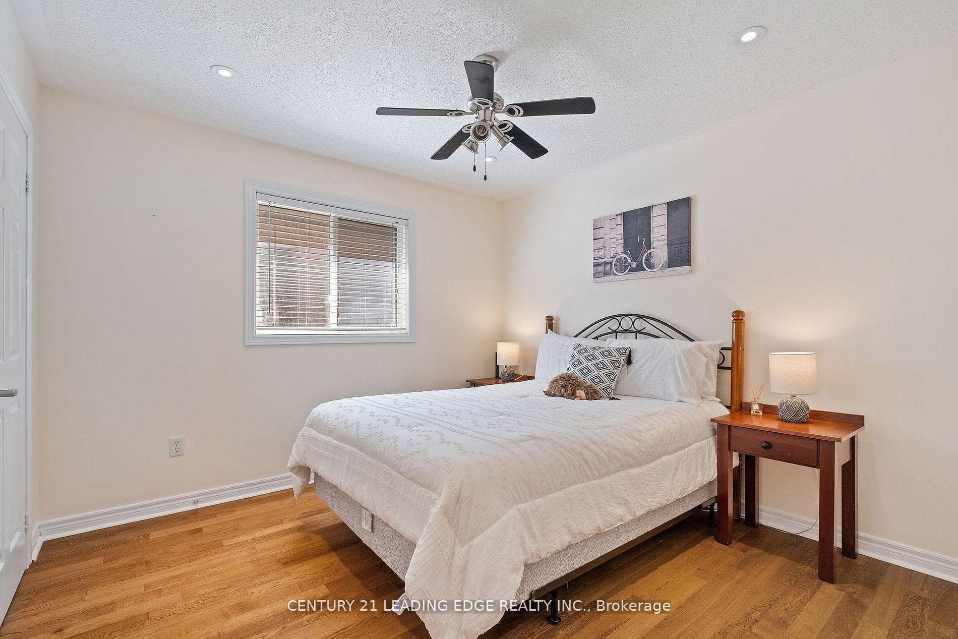 24 Lightheart Drive photo 18