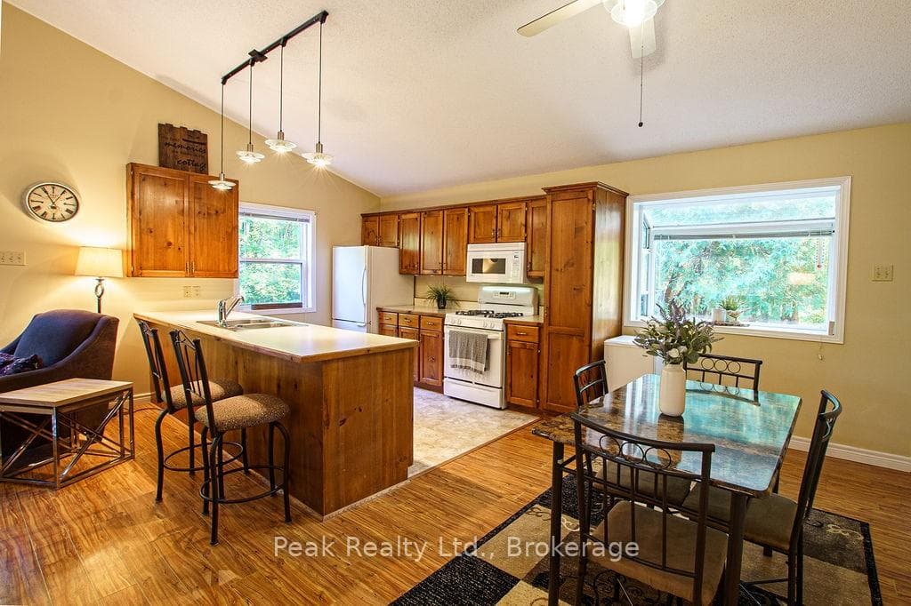 9928 Superior Street photo 7