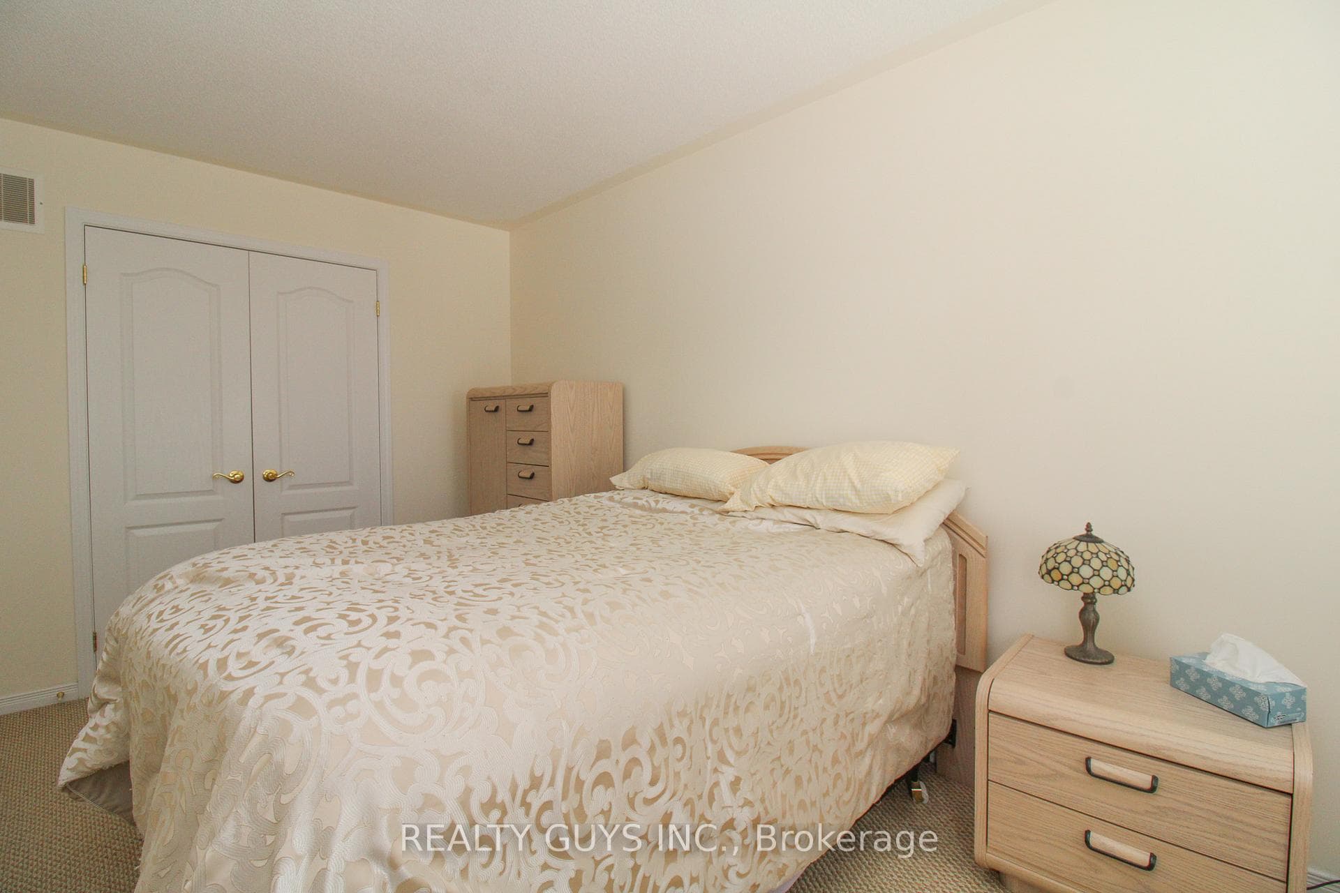 909 Wentworth Street Unit UNIT #6 photo 7