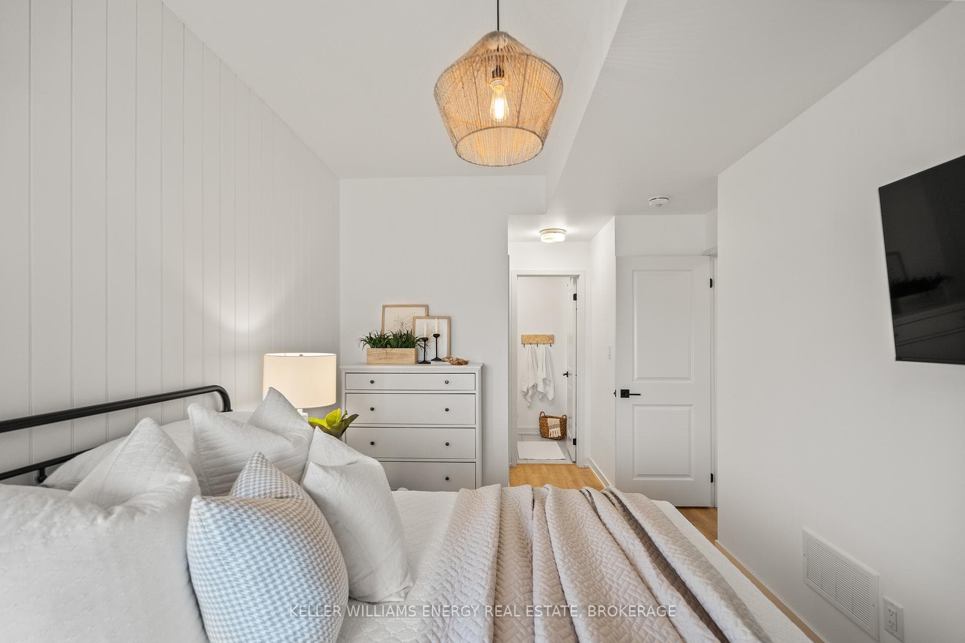 2550 Castlegate Crossing N/A Unit 302 photo 20