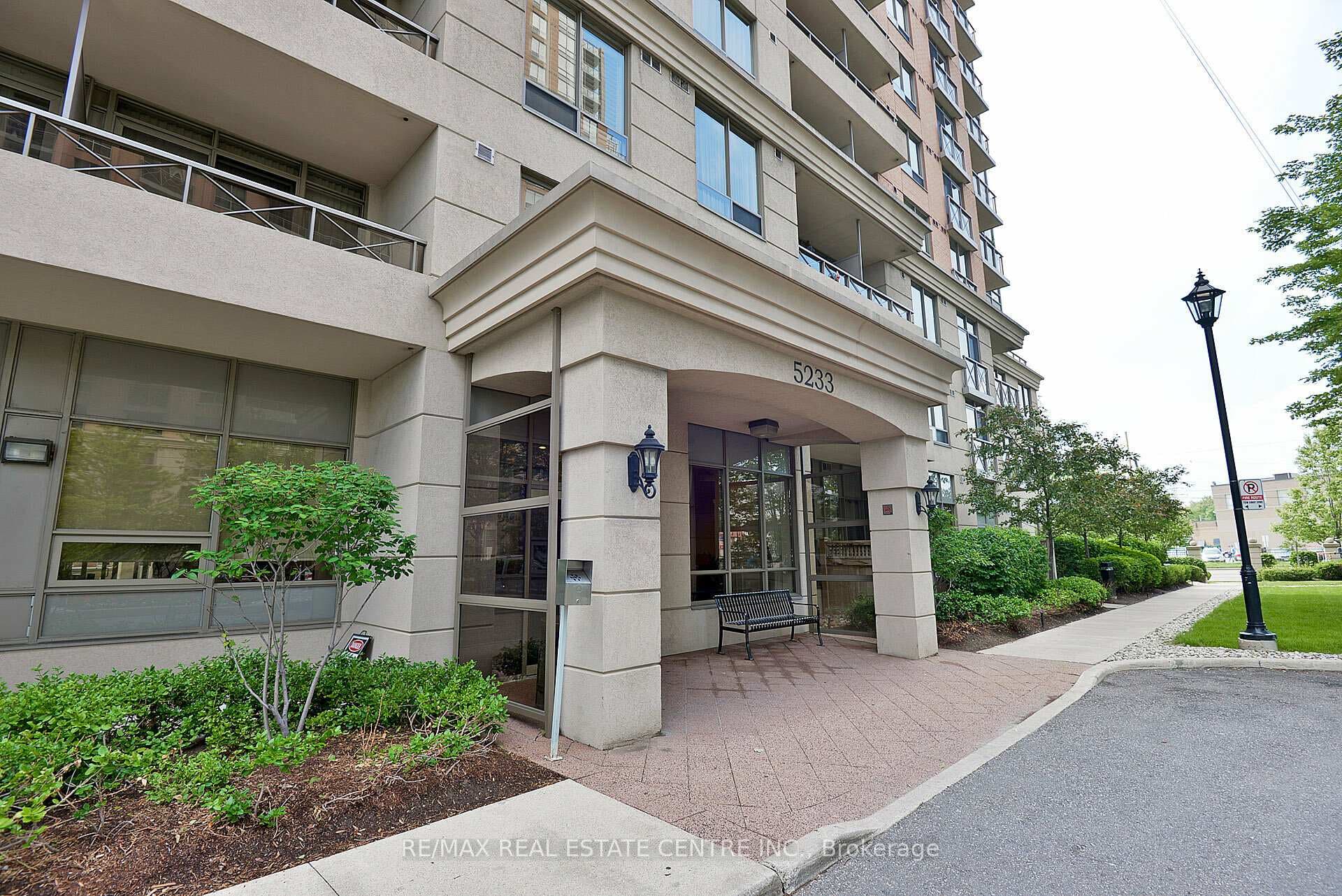 5233 Dundas Street Unit 323 photo 3