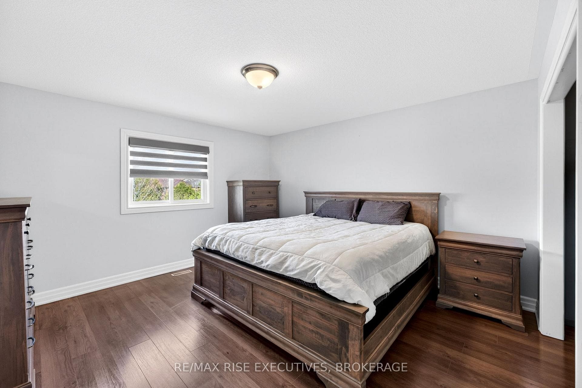 44 Tessa Boulevard photo 12