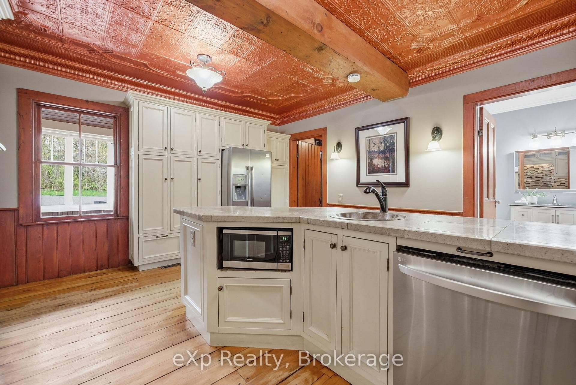 4081 Burnham Street photo 10