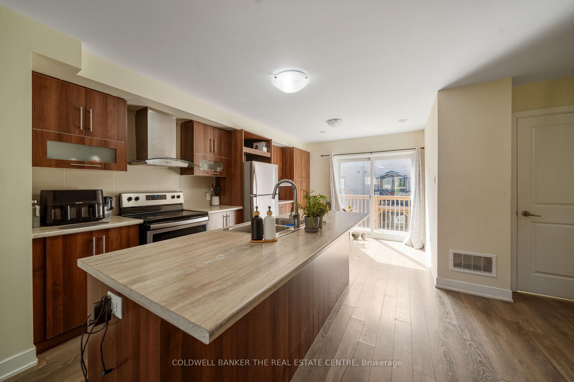 67 Donald Fleming Way Unit 106 photo 8