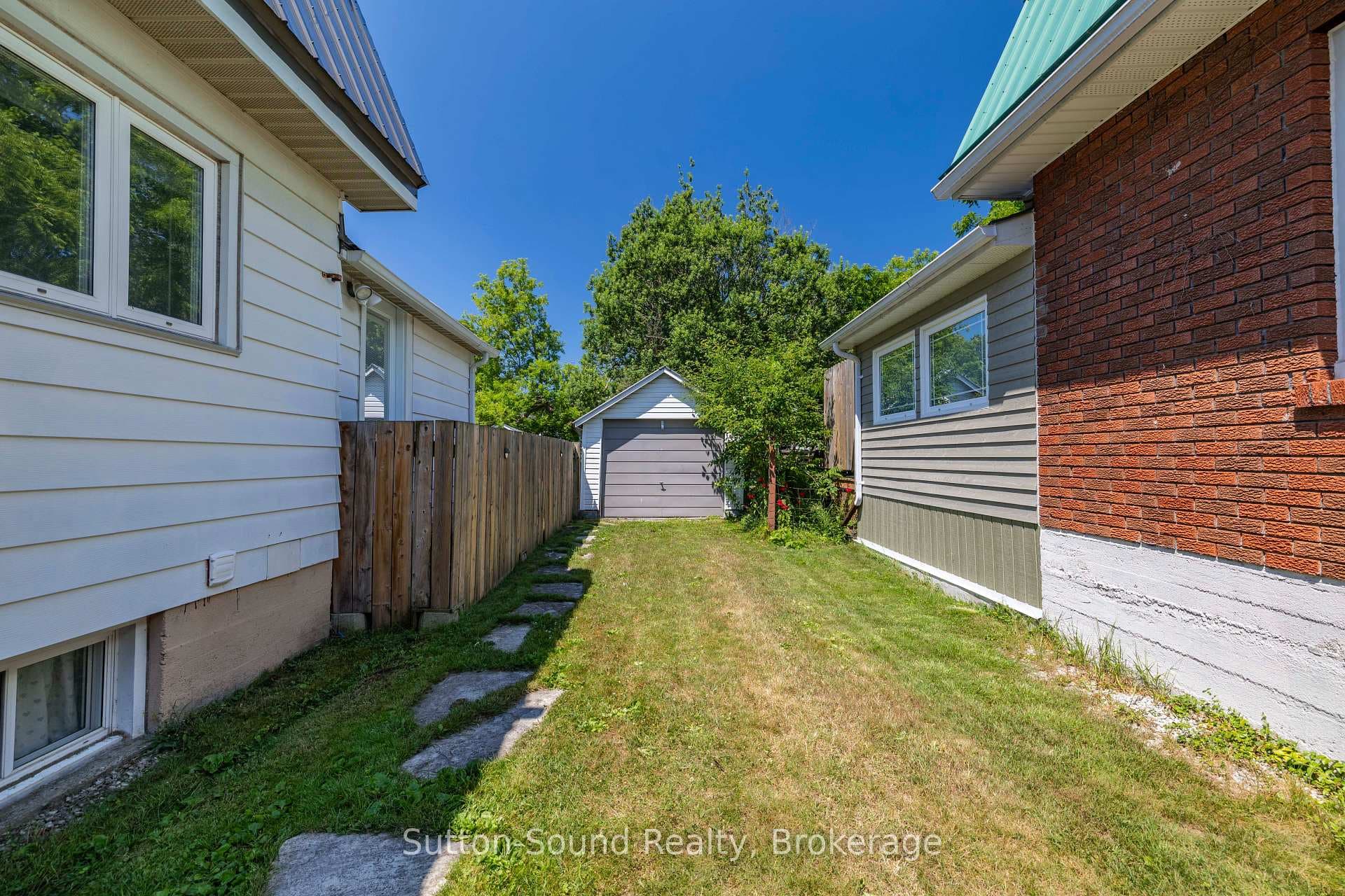 1540 5th Avenue photo 6