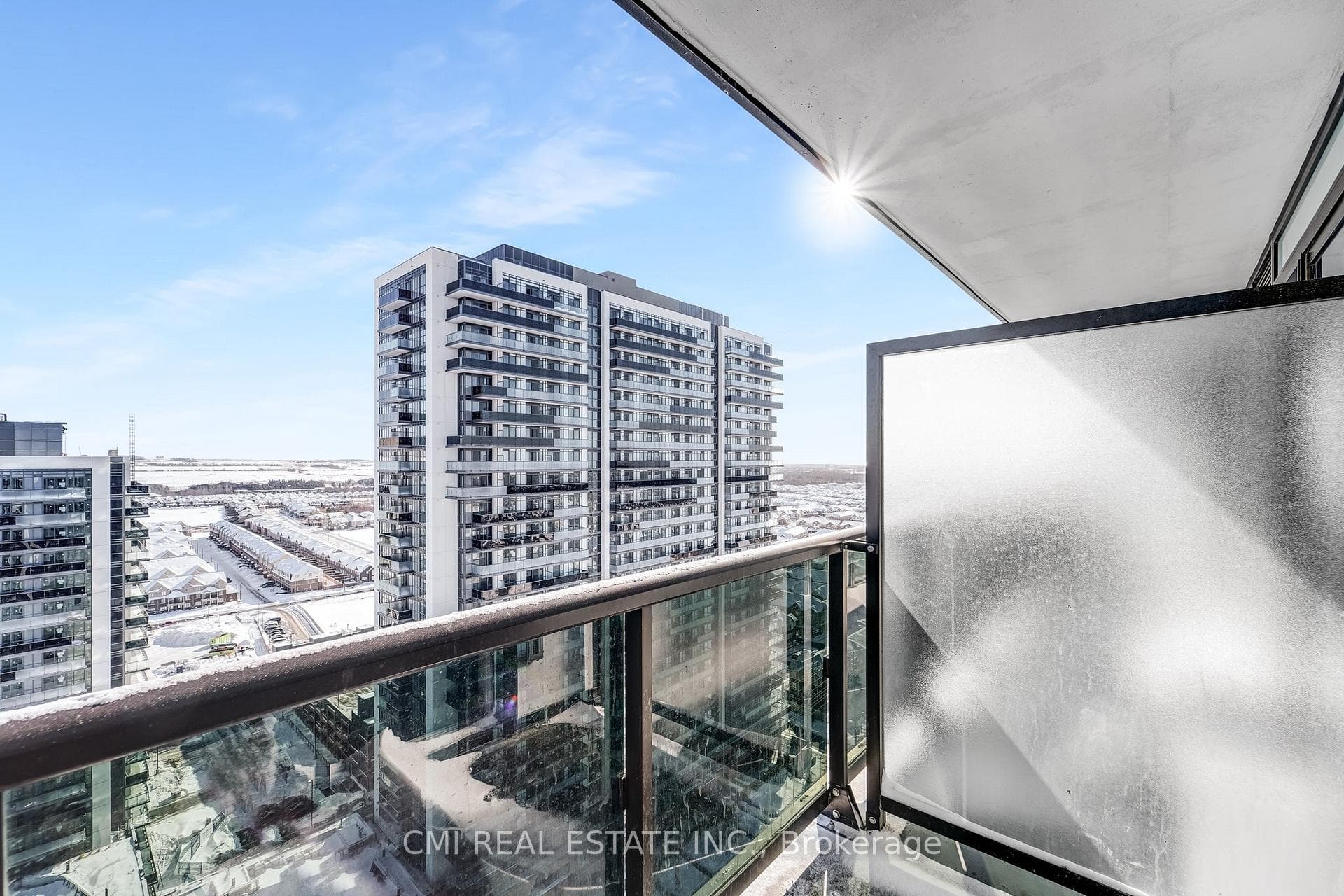 2550 Simcoe Street Unit 2110 photo 25