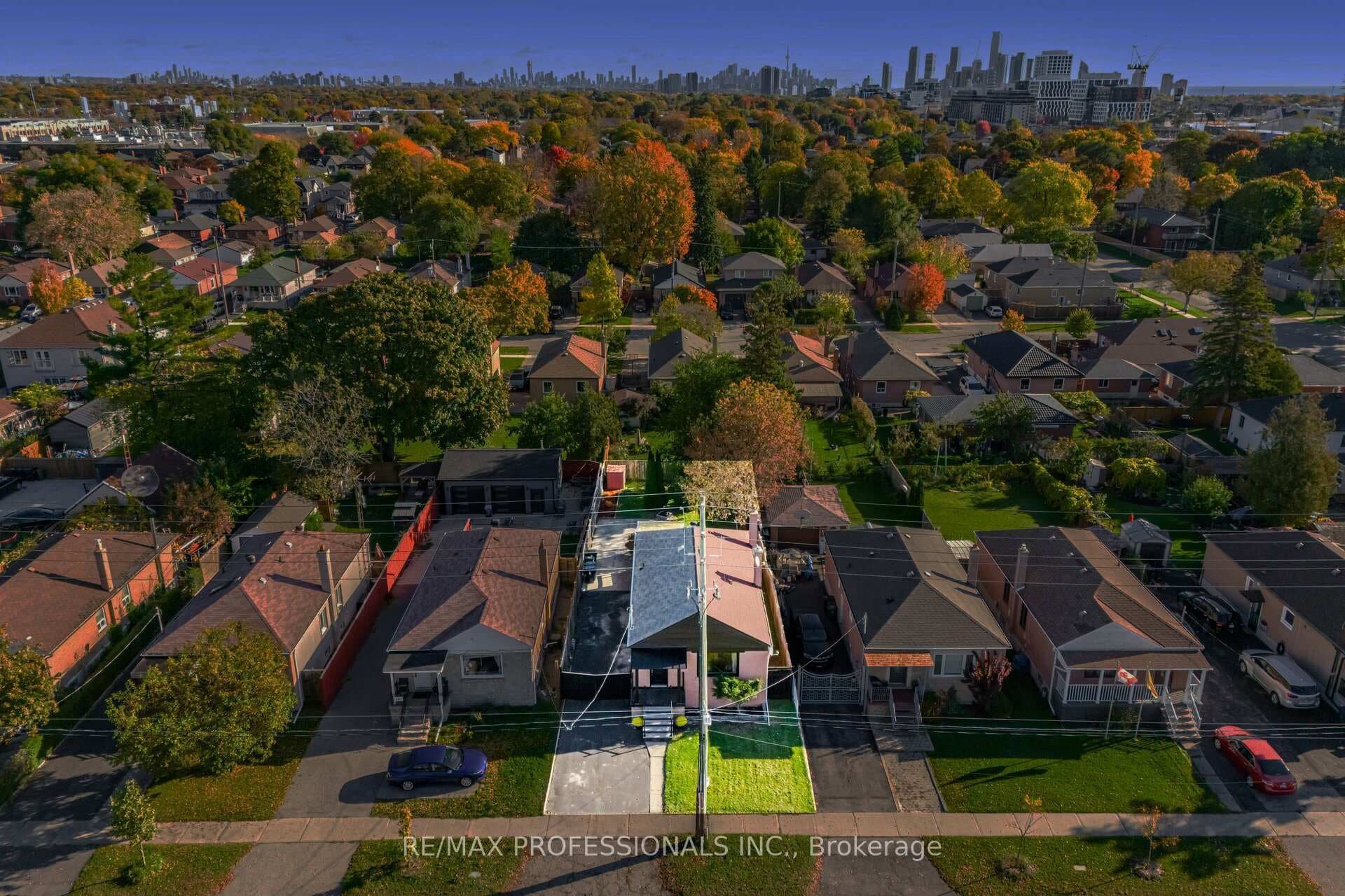 685 Kipling Avenue photo 50