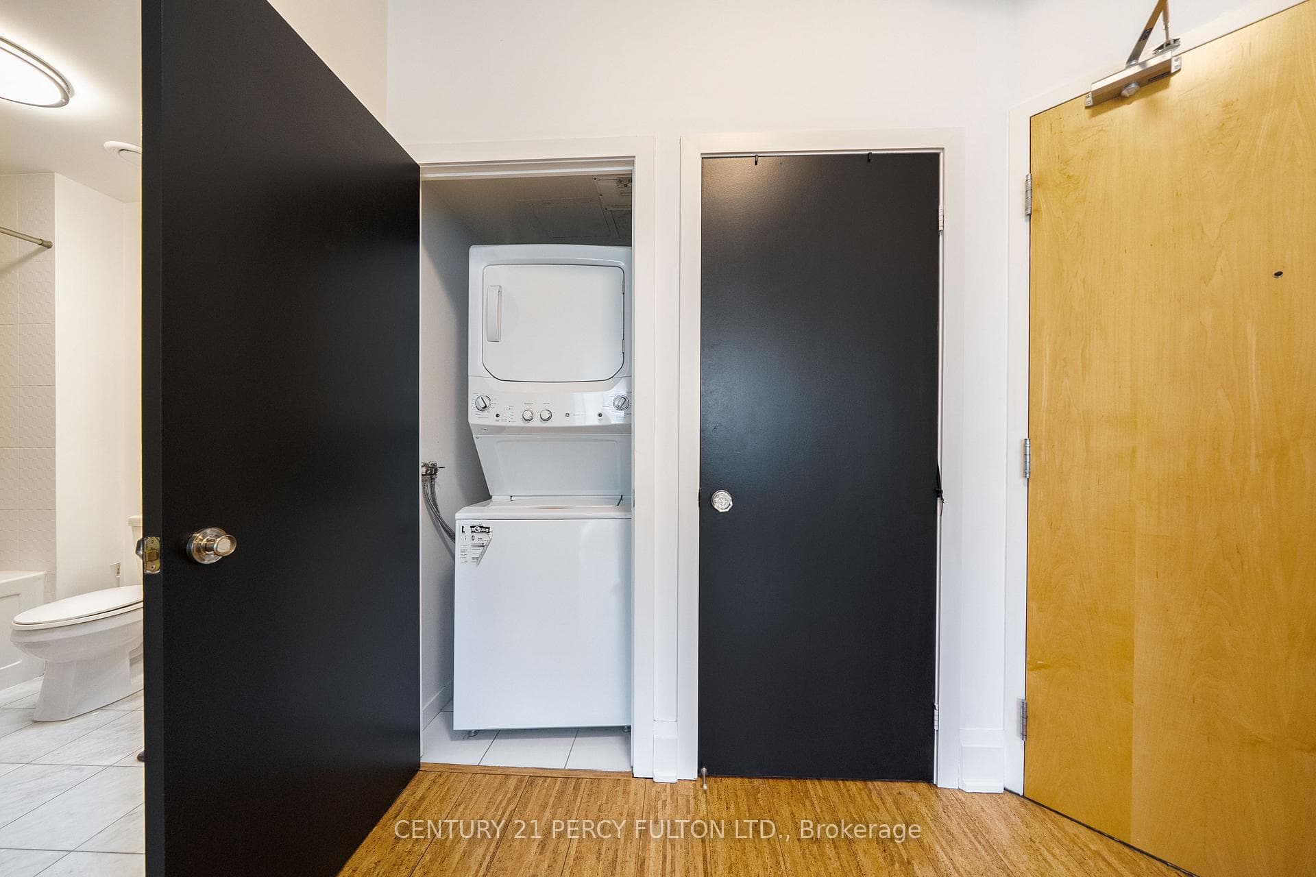 55 Bremner Boulevard Unit PH 5005 photo 18