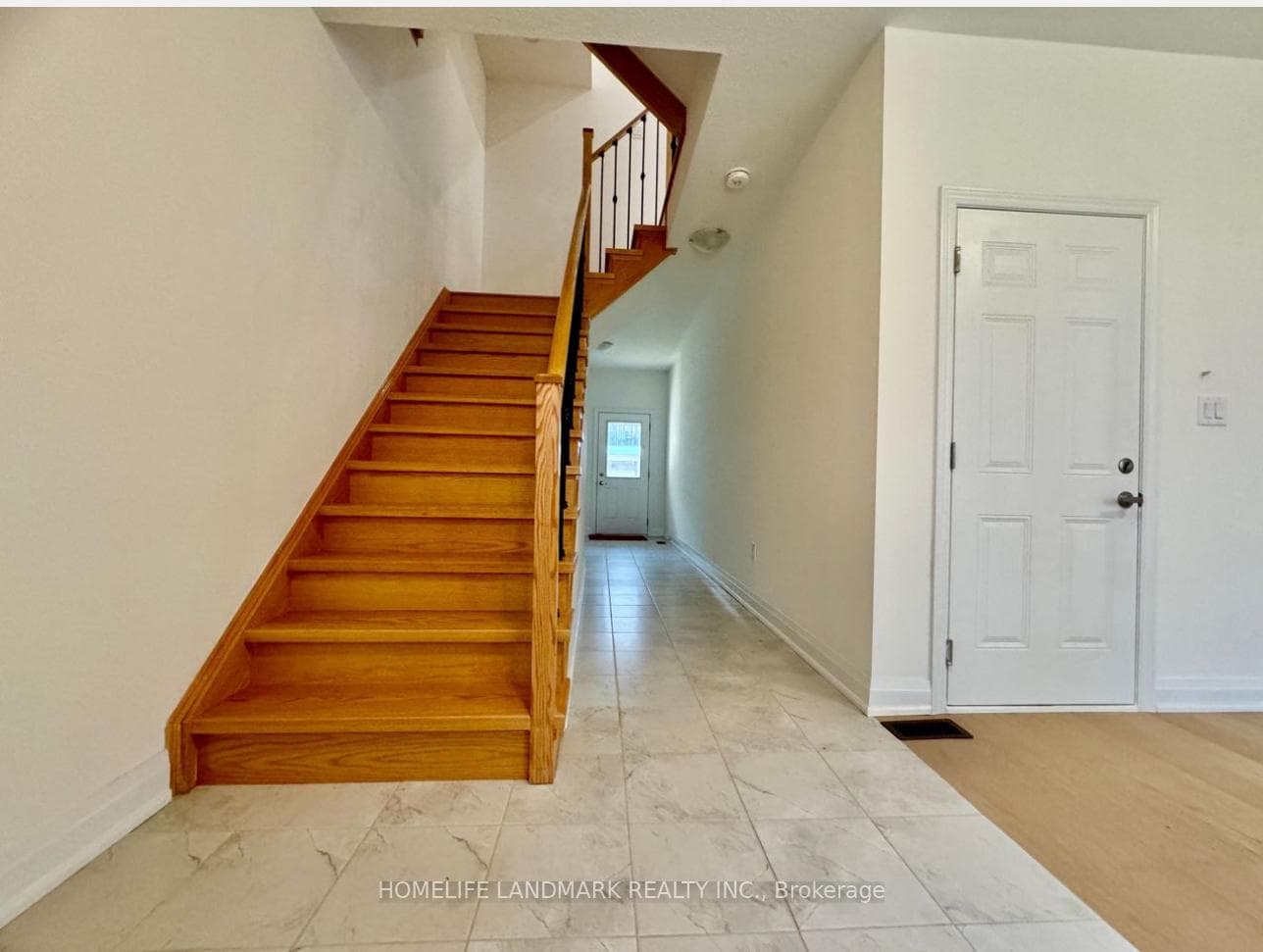 79 Massachusetts Lane photo 4