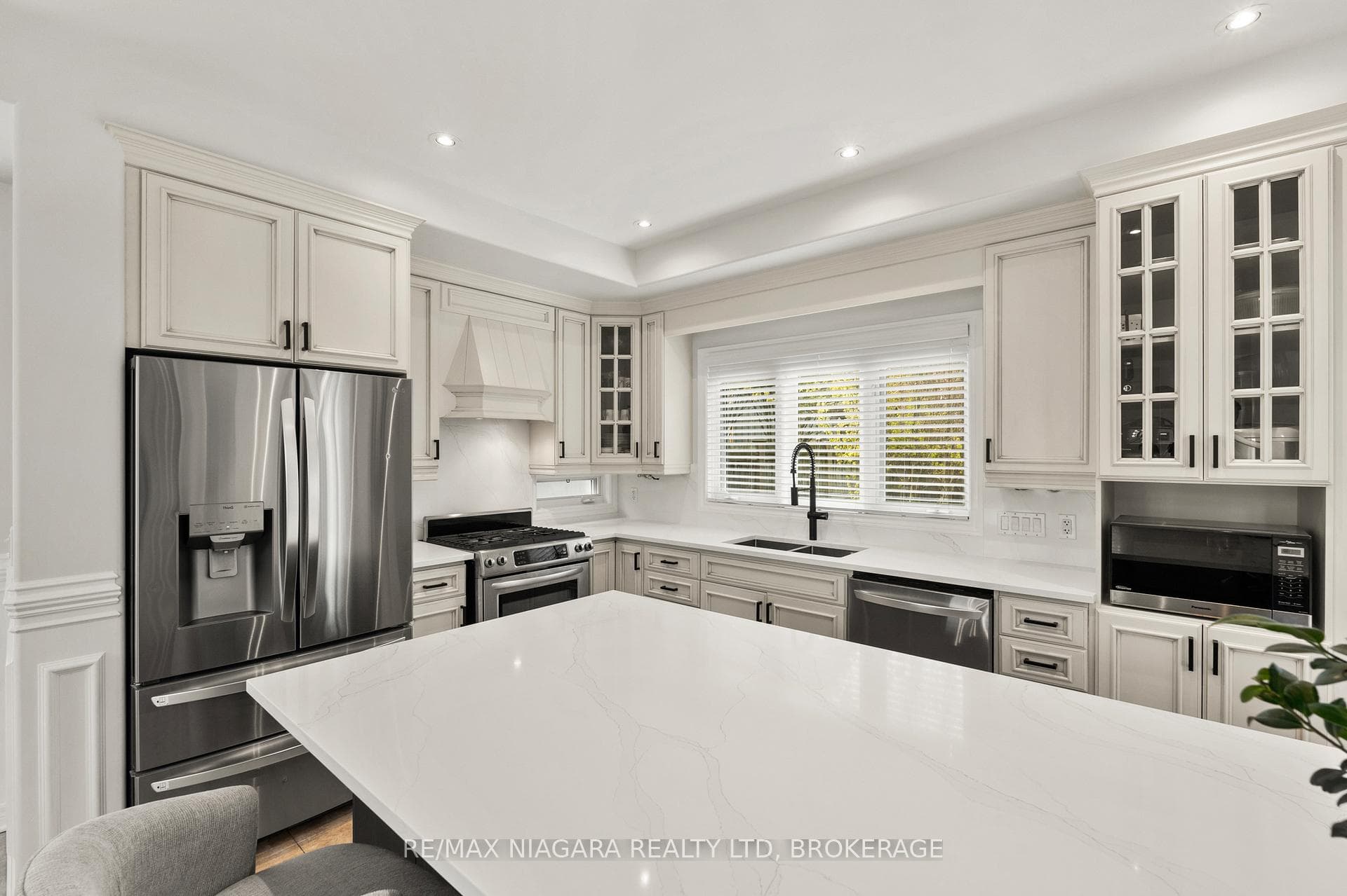24 Red Haven Drive photo 16