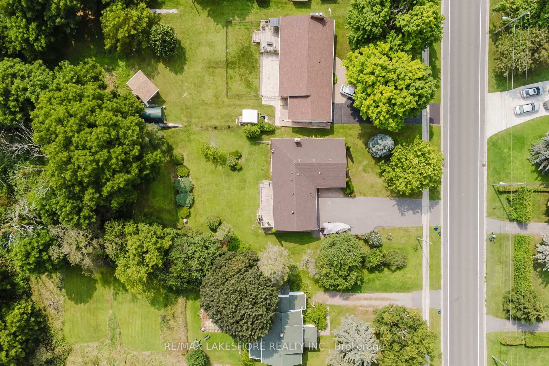 1080 Ontario Street photo 36