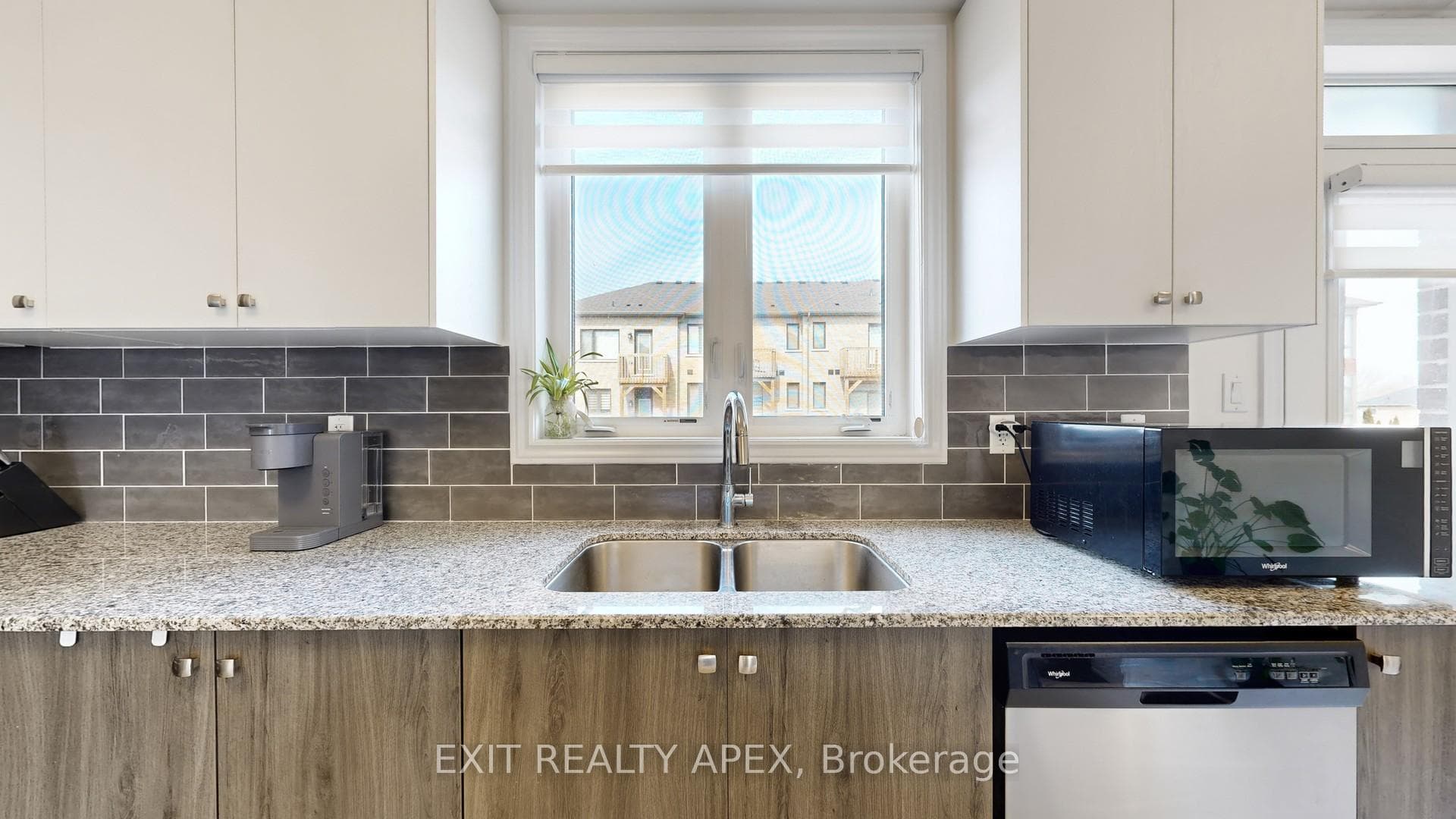 55 Douet Lane photo 15
