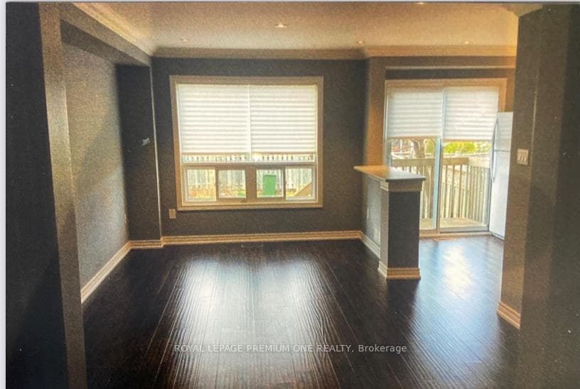 30 Pineview Crescent photo 1