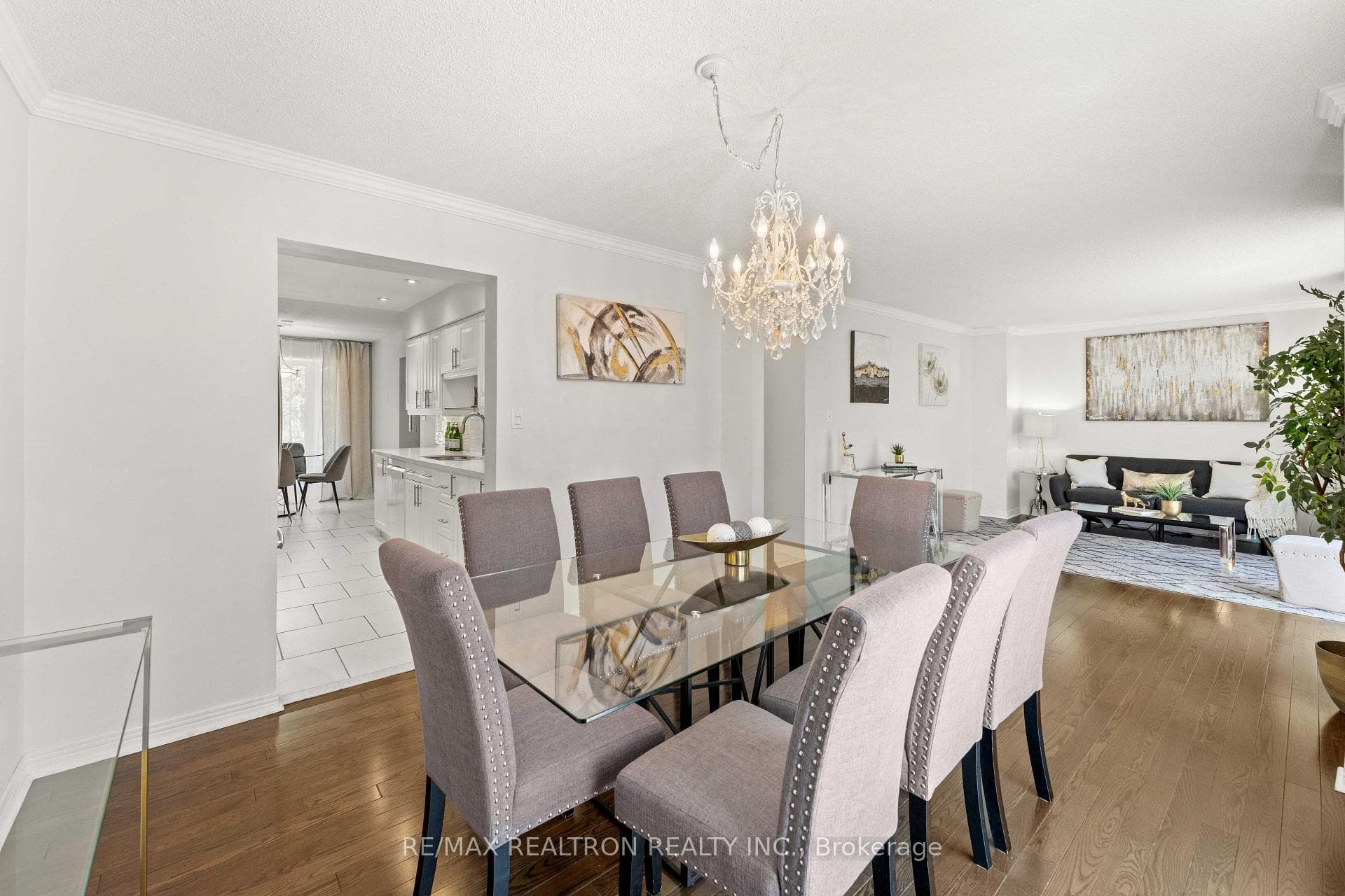 143 Spring Gate Boulevard photo 14