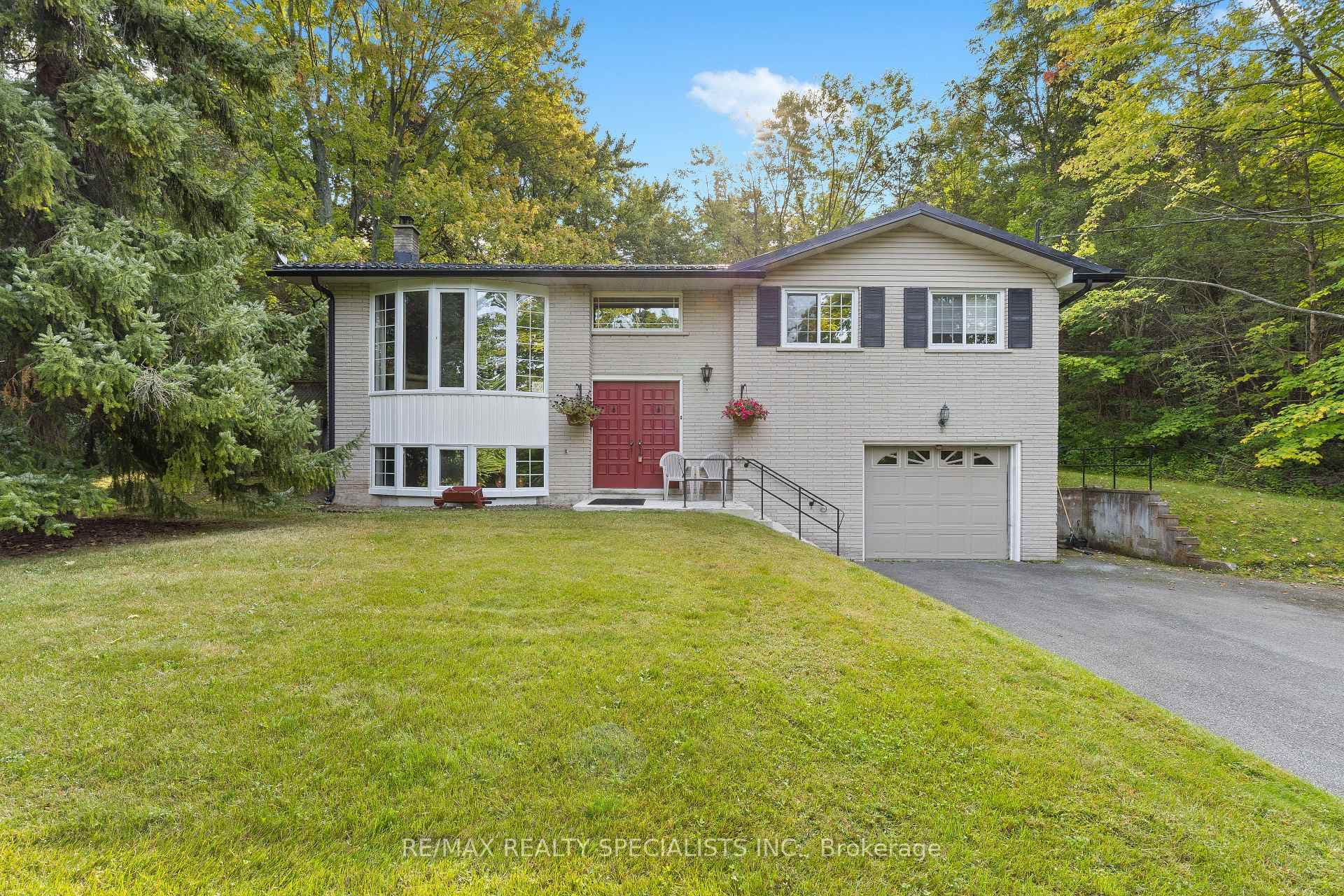 12435 Loyalist Parkway photo 2