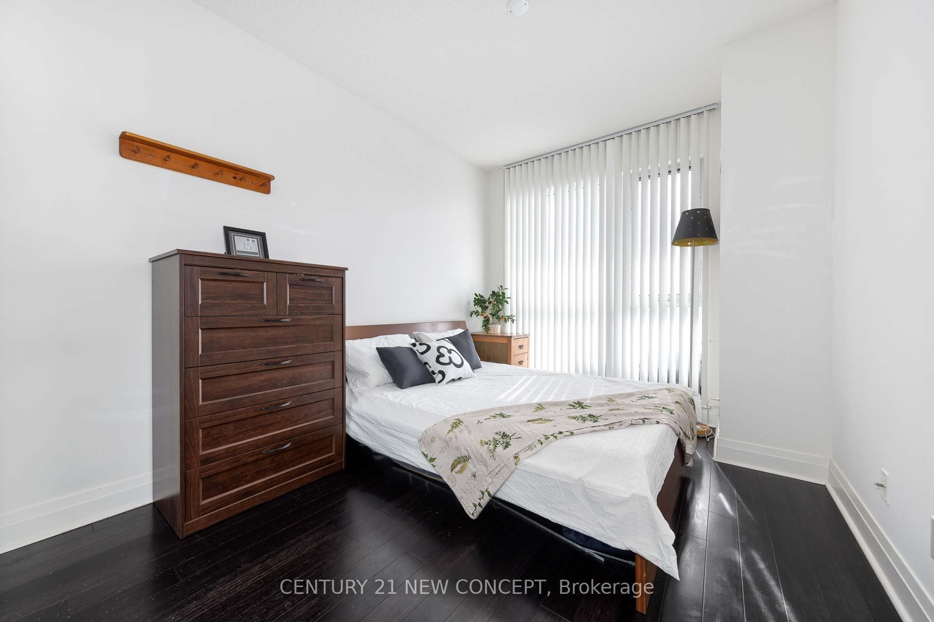 17 Kenaston Gardens Unit 615 photo 14