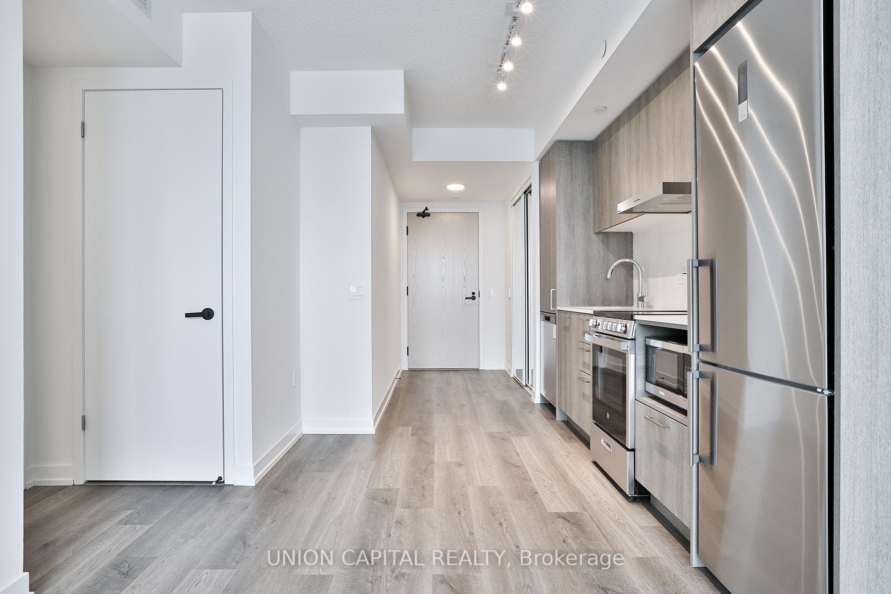 195 Commerce Street Unit 2208 photo 9