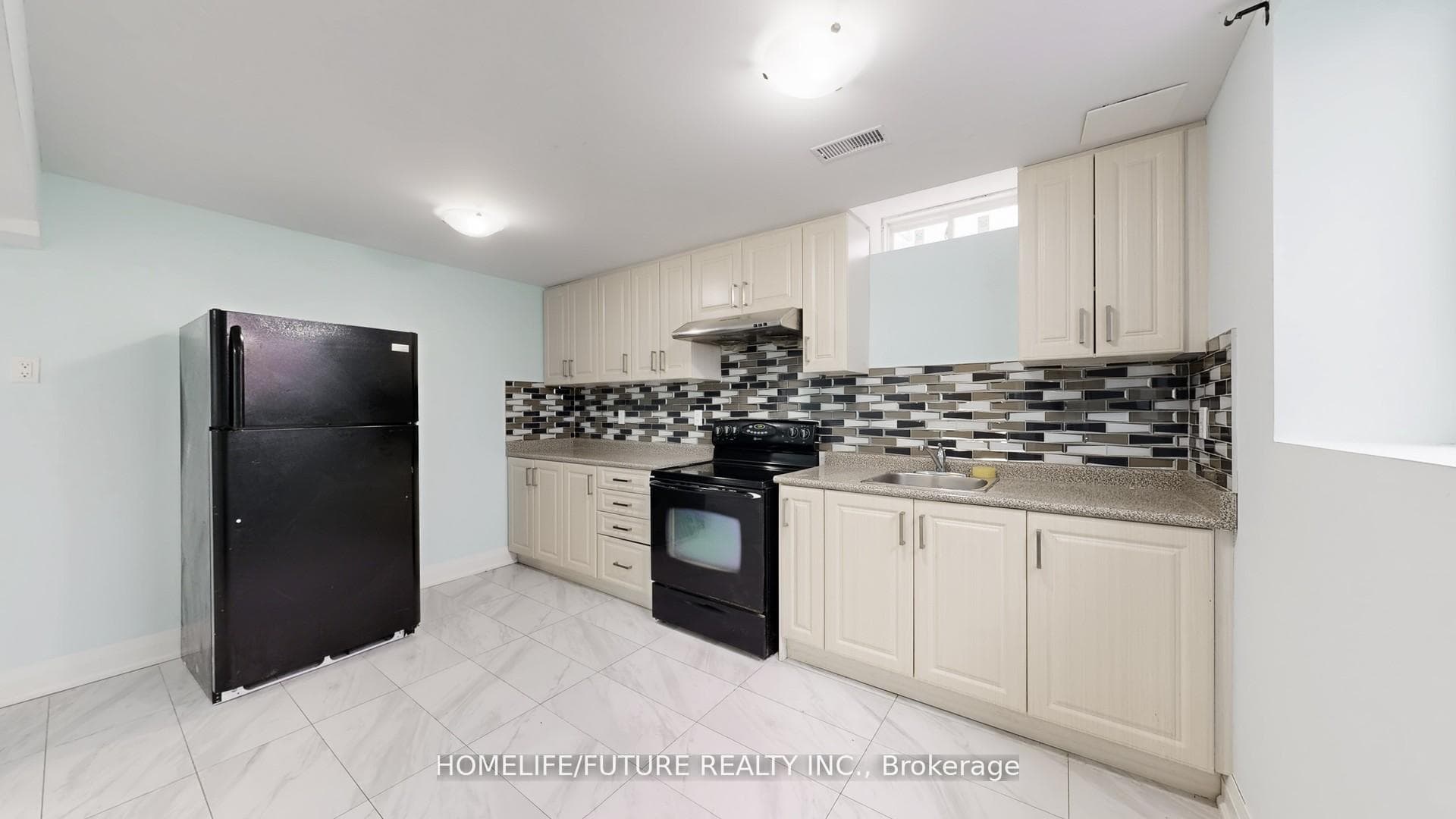 107 Gladys Clarkson Drive photo 25
