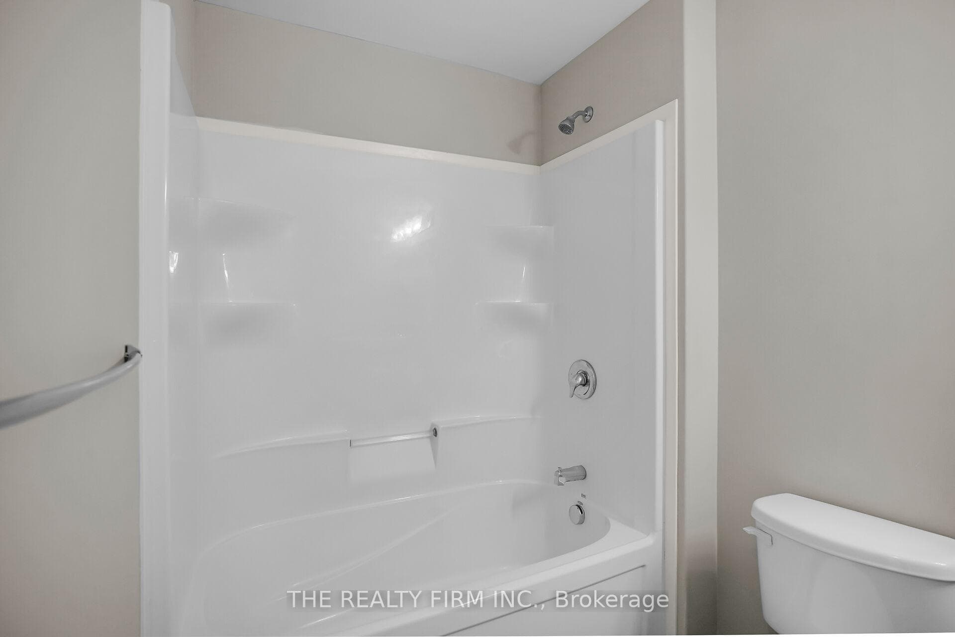 1030 Oakcrossing Gate Unit 37 photo 15