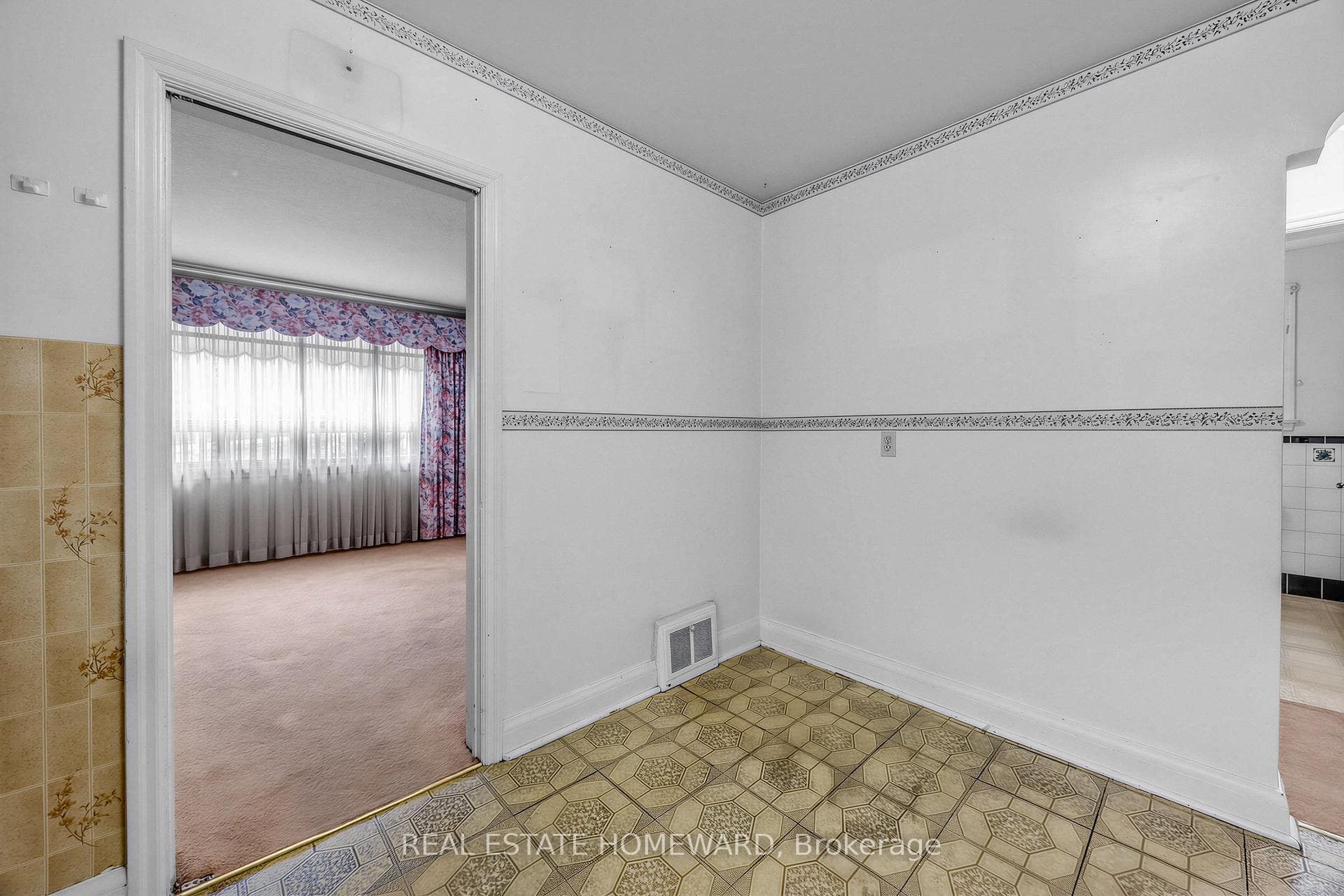 63 Donside Drive photo 21