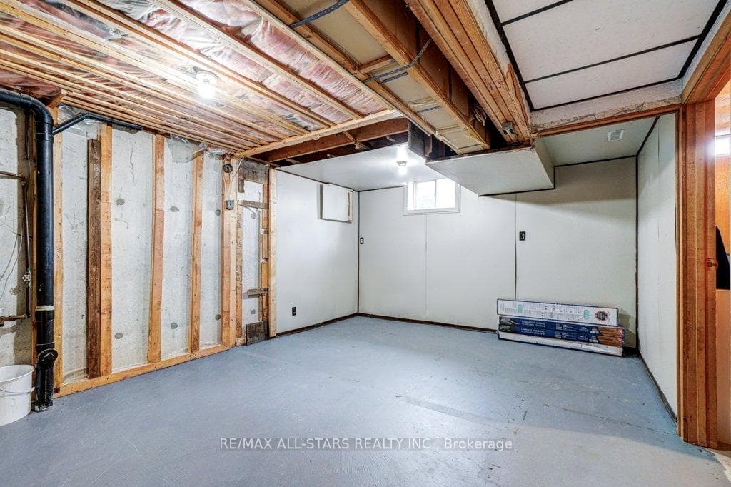 77 Orchard Park Road photo 21