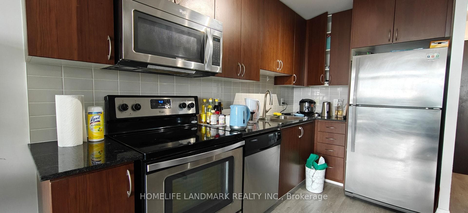 370 Highway 7 Road Unit 1017 photo 5