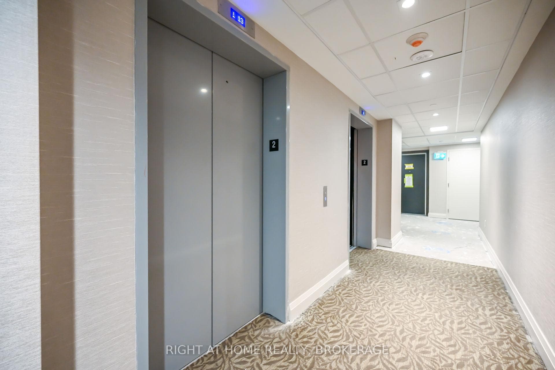 385 WINSTON Road Unit 712 photo 24