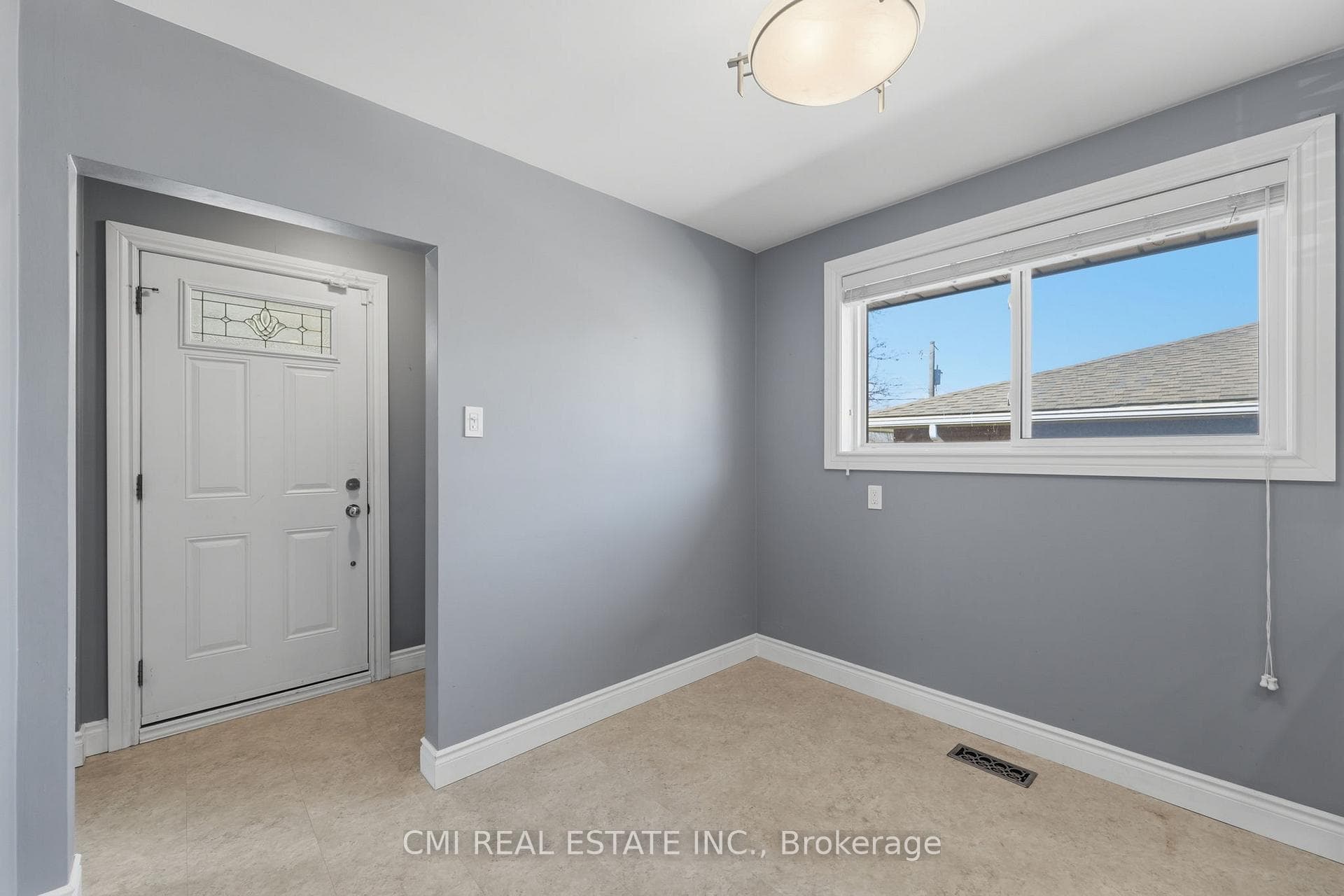 251 Fairridge Road photo 13