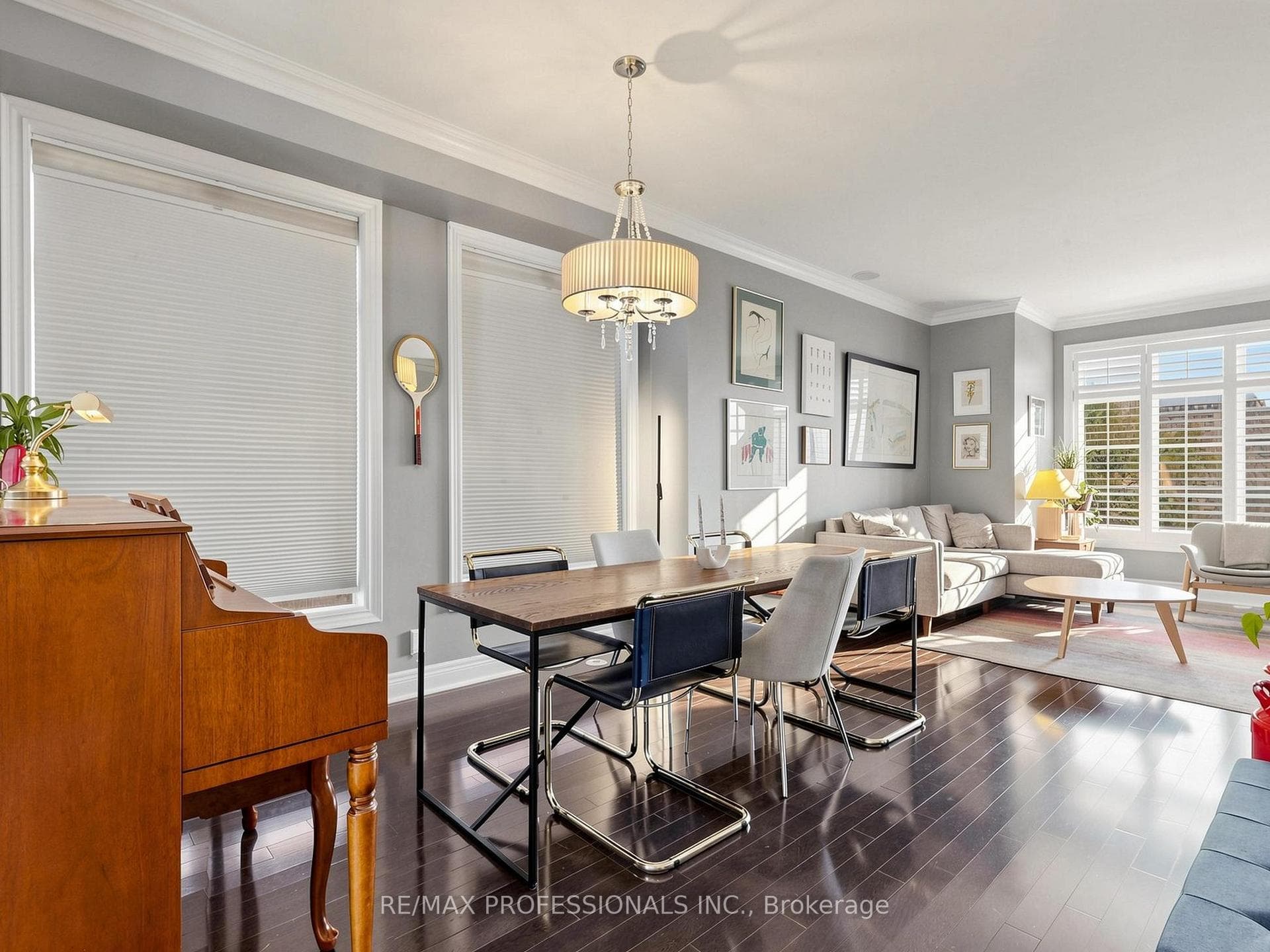Main Floor - Dinning Room