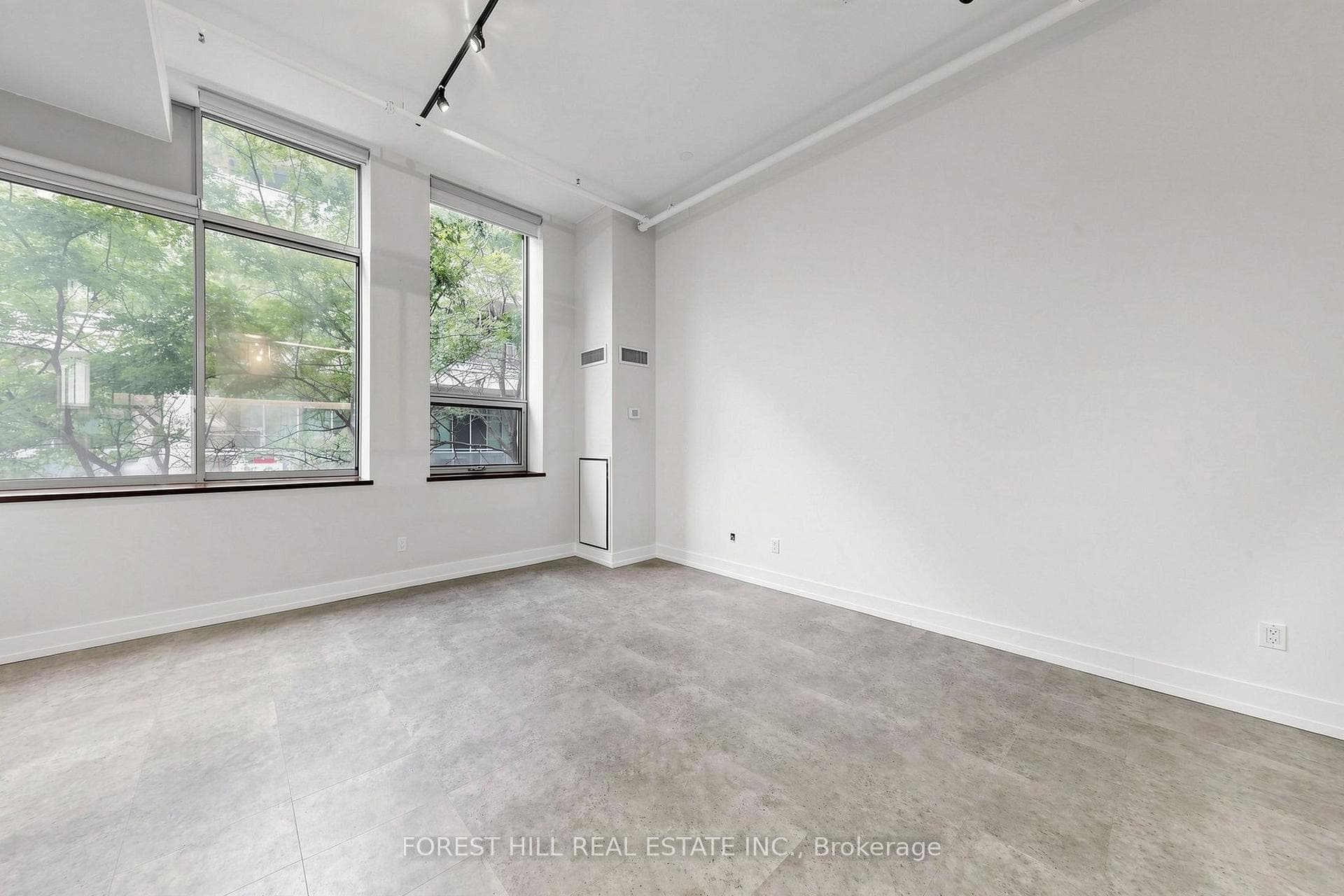 21 Nassau Street Unit 301 photo 21