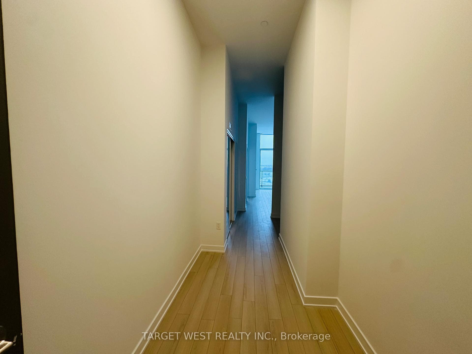 15 Skyridge Drive Unit 914 photo 13