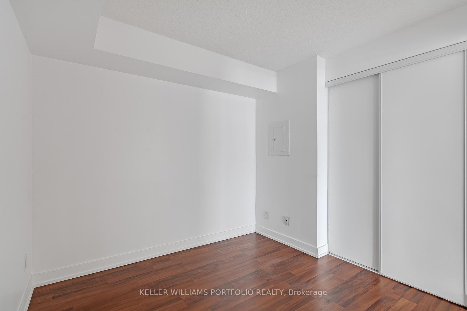 20 Joe Shuster Way Unit 317 photo 13