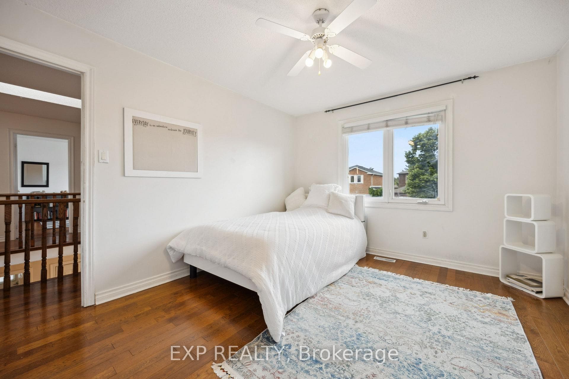 166 Lyndhurst Drive photo 31