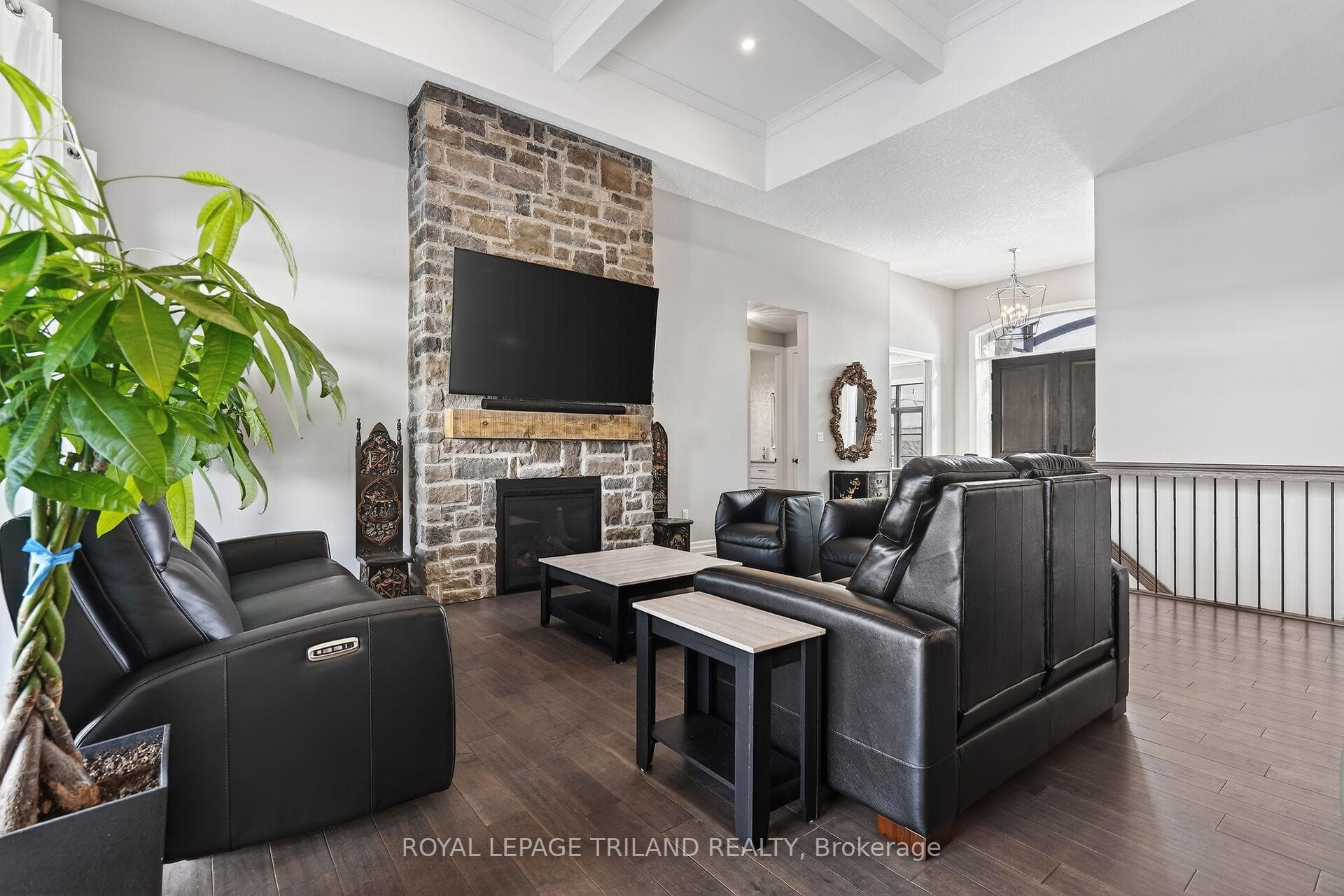 9861 GLENDON Drive Unit 218 photo 8