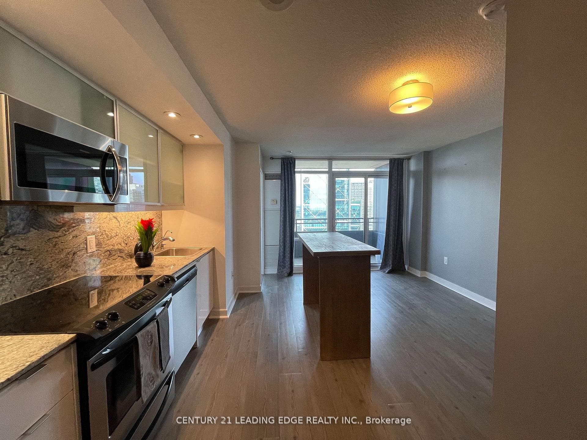 25 Telegram Mews Unit 3211 photo 8