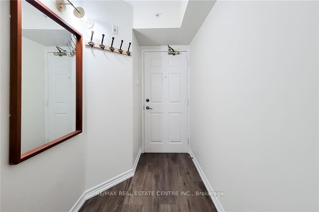 1431 Walker's Line Unit 215 photo 5