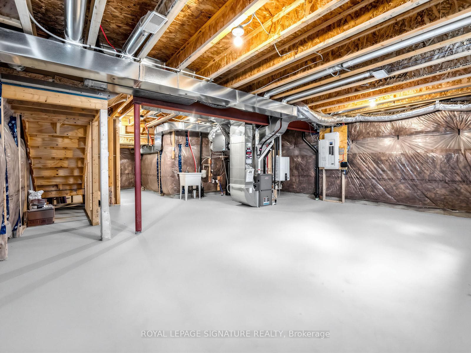 278 Millstone Street photo 25
