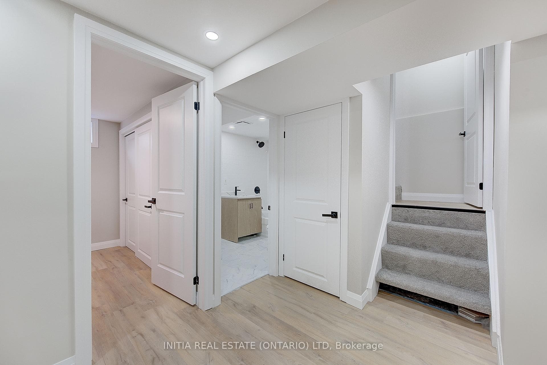 62 Adswood Road photo 27