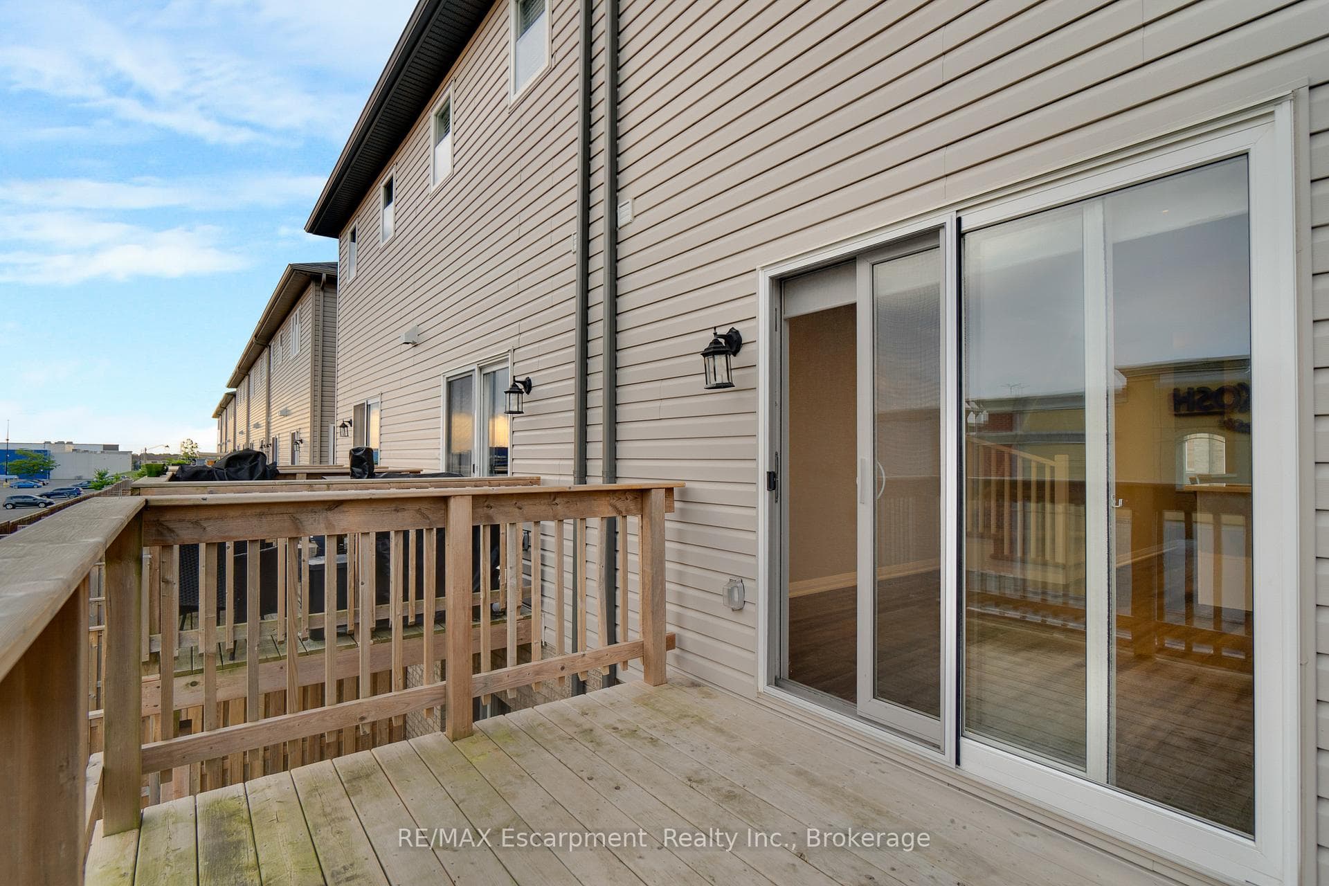 53 Aquarius Crescent photo 9