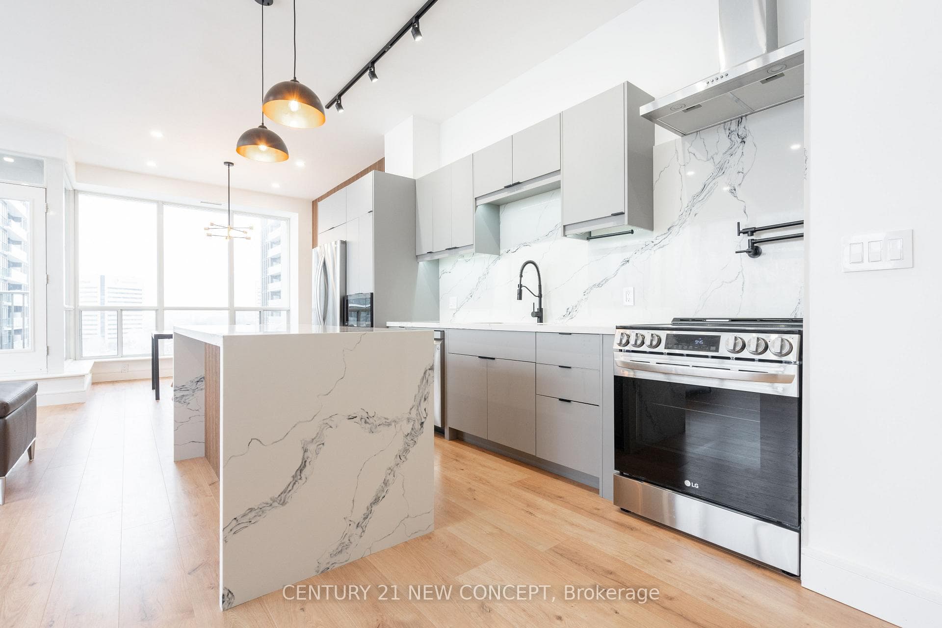 797 Don Mills Road Unit 708 photo 14