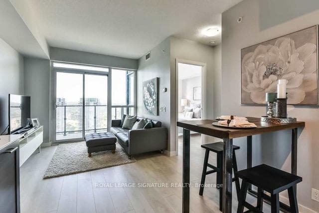 2200 Lakeshore Boulevard Unit 3506 photo 5