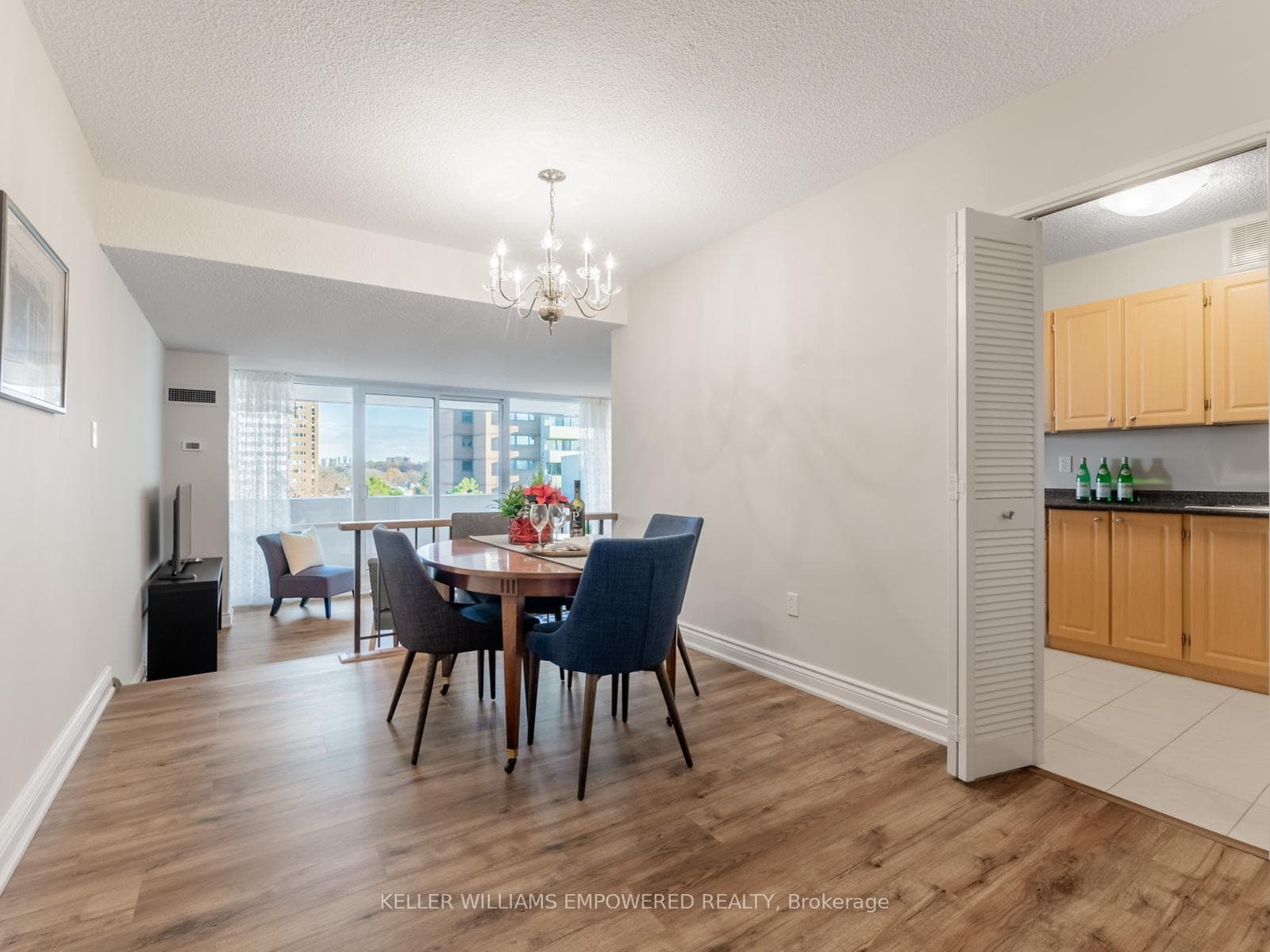 Spacious Dining Room
