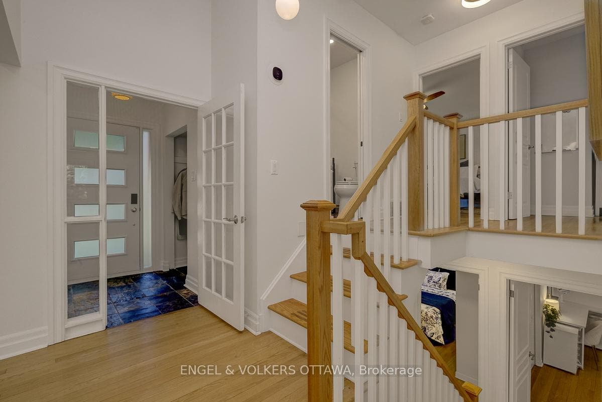 54 Qualicum Street photo 5