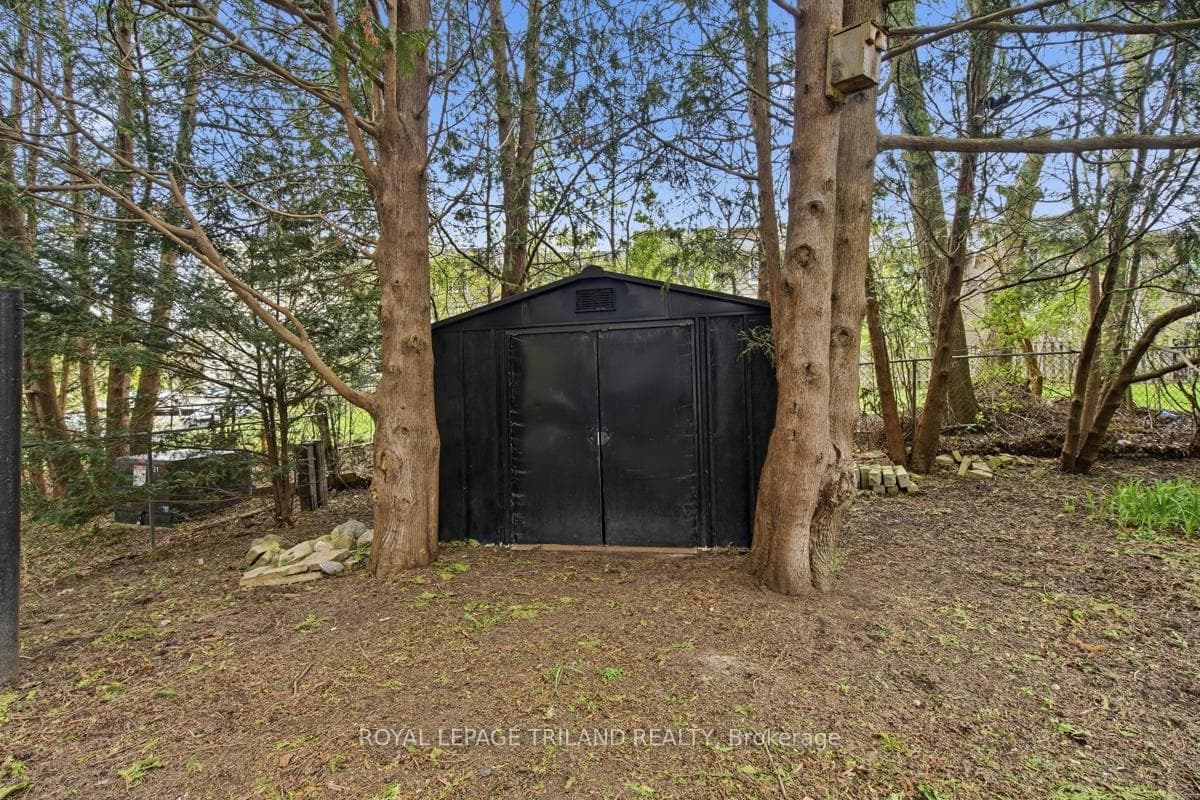 1281 Victoria Drive photo 37