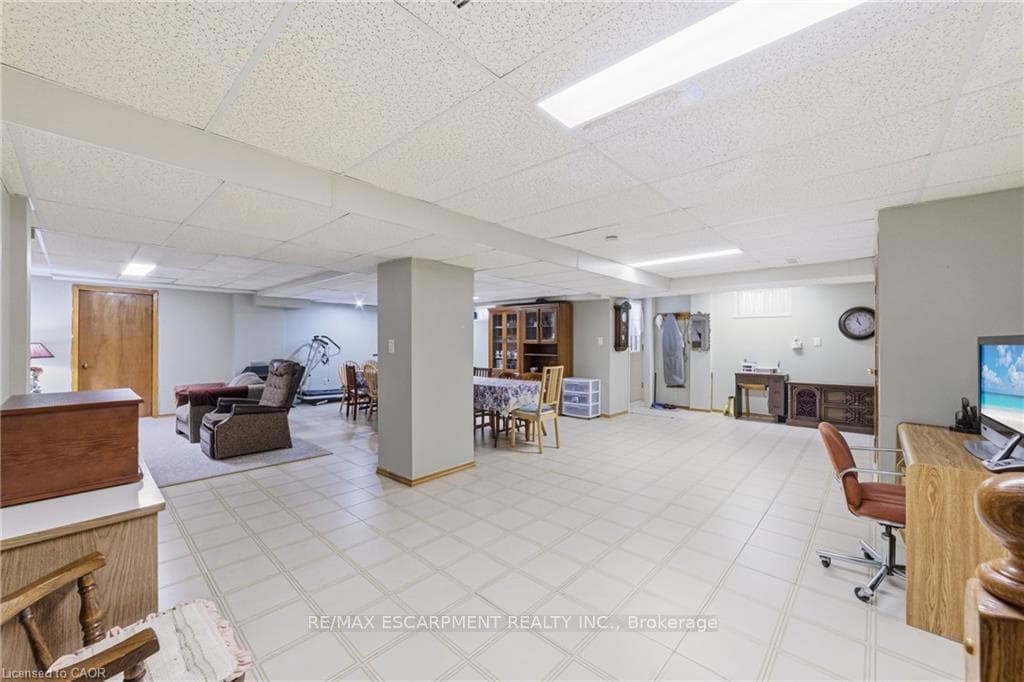 546 Dicenzo Drive photo 29