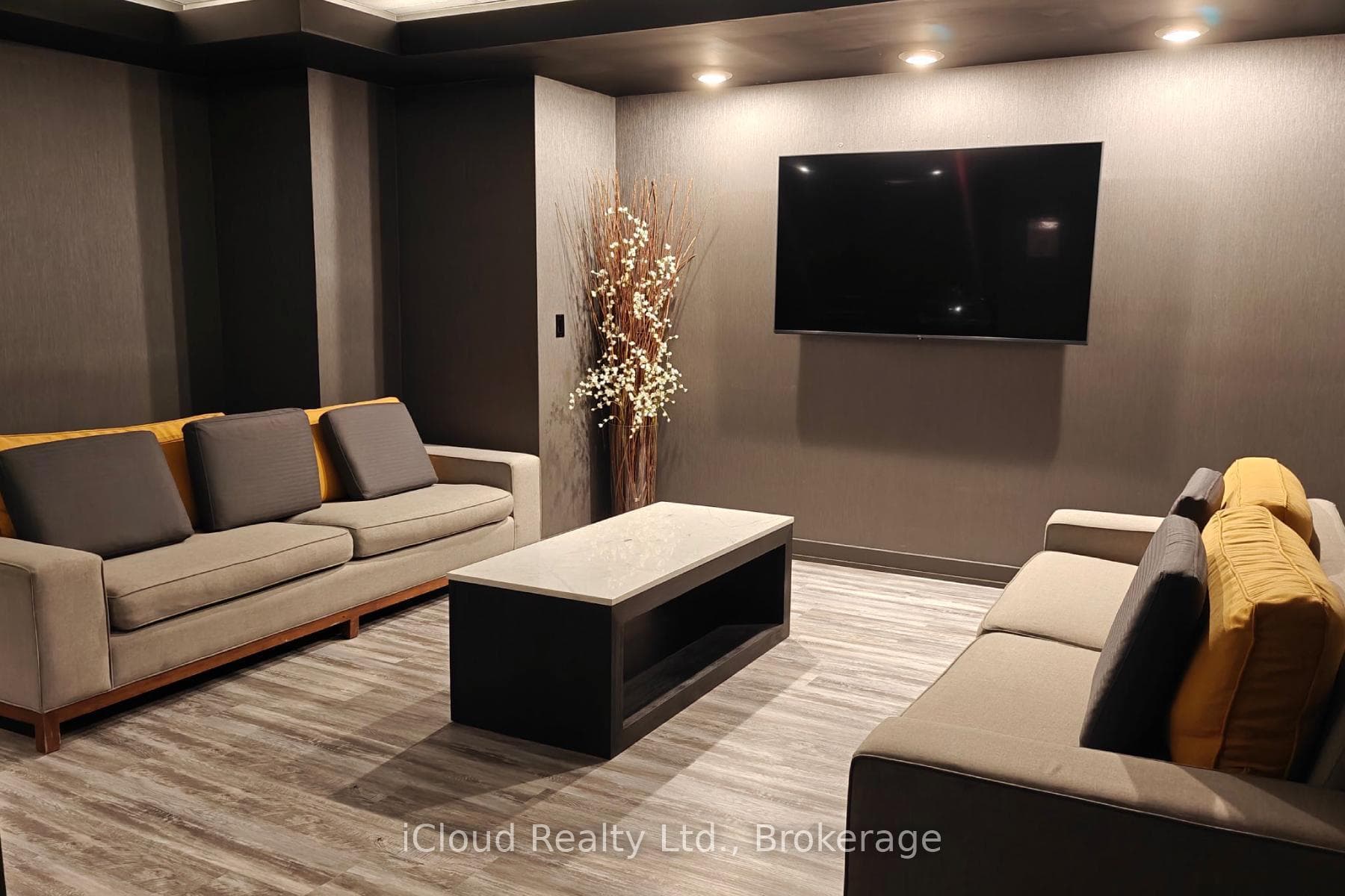 21 Iceboat Terrace Unit 3010 photo 27